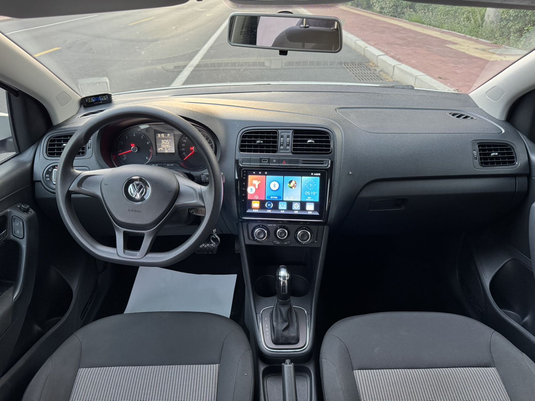 Volkswagen Polo 2017 #10 Volkswagen Polo 2017 car image #10