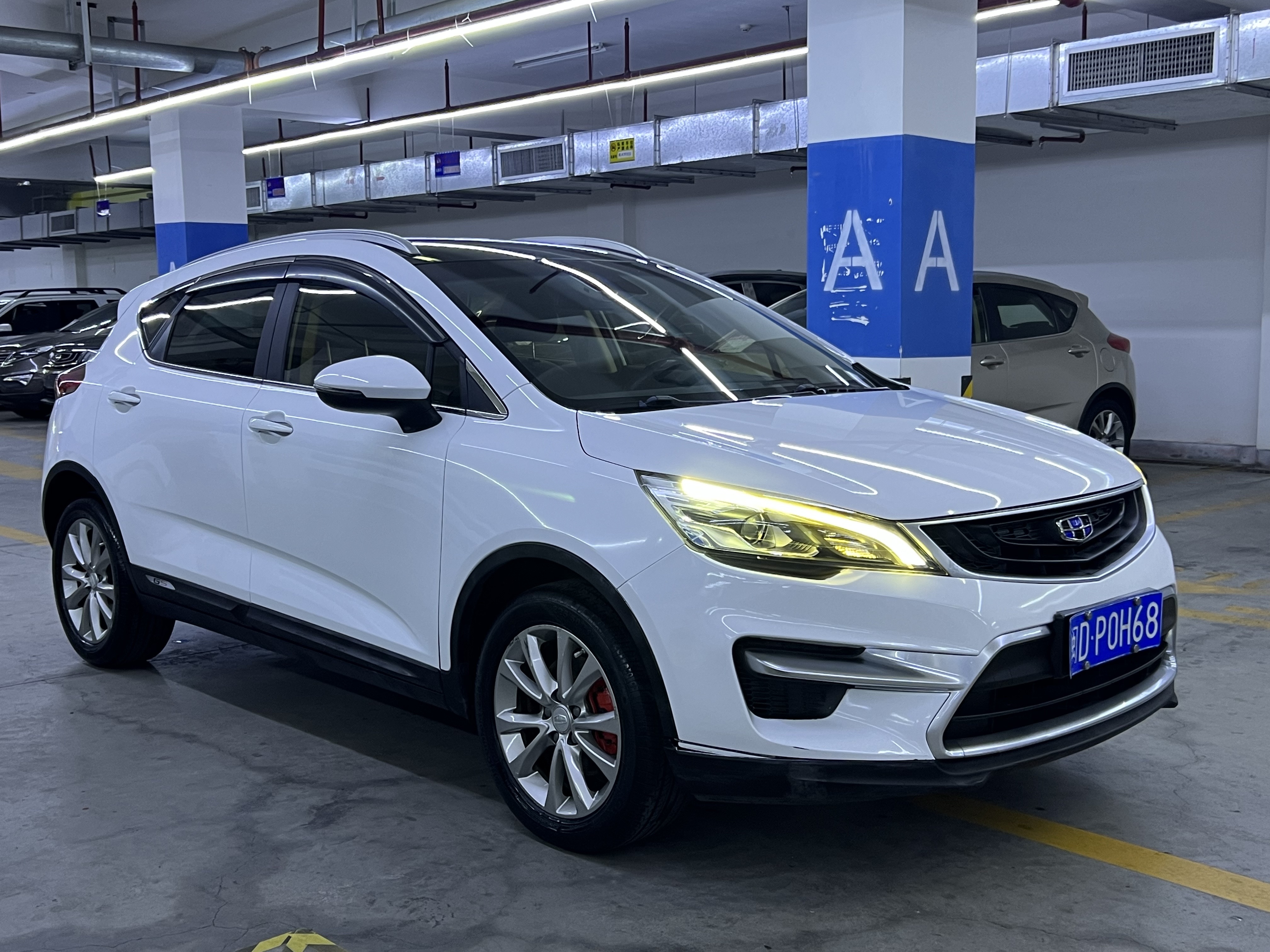 GEELY Emgrand GS 2018 car image #5