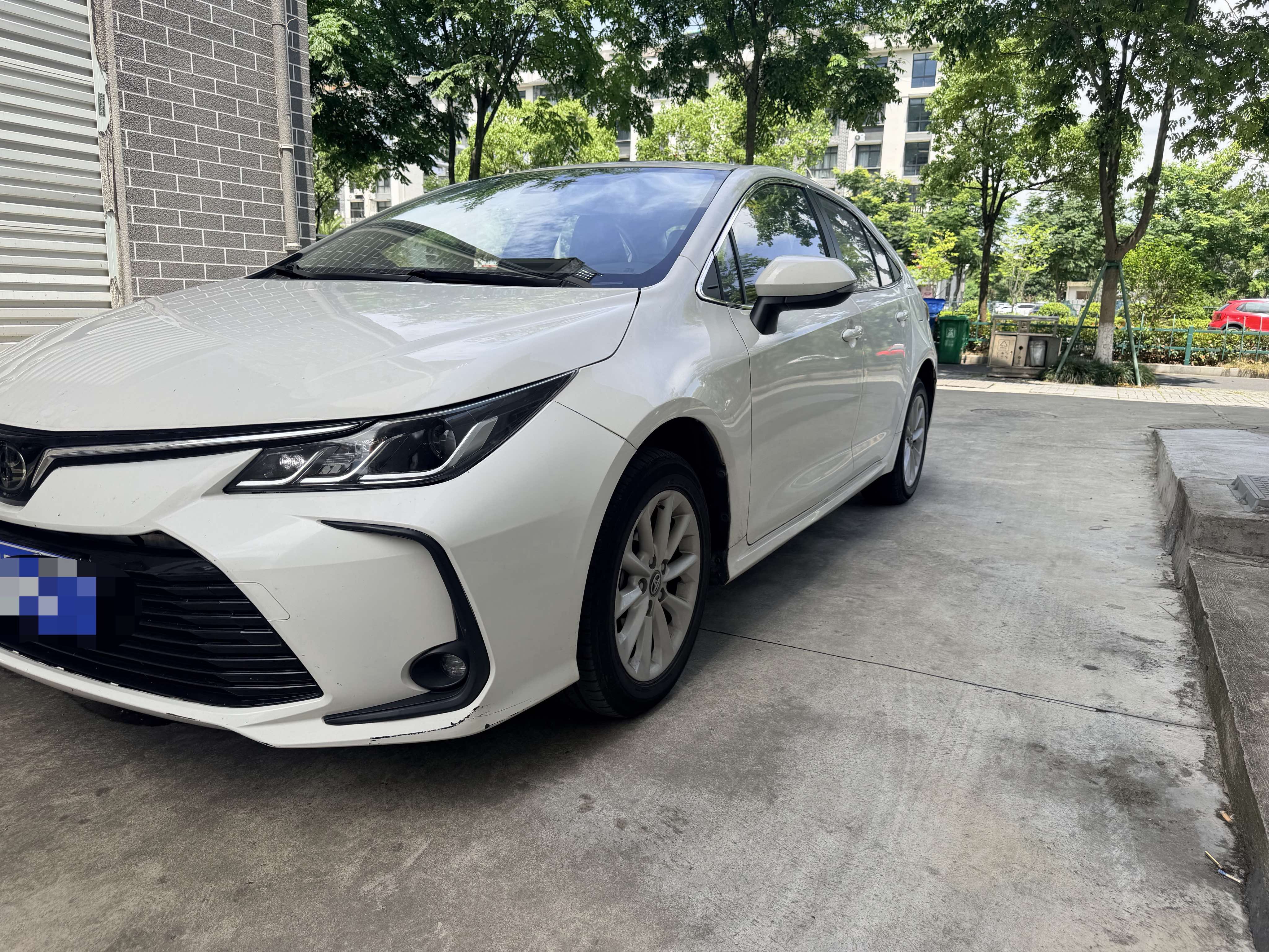 Toyota Corolla 2021 immagine di auto #2