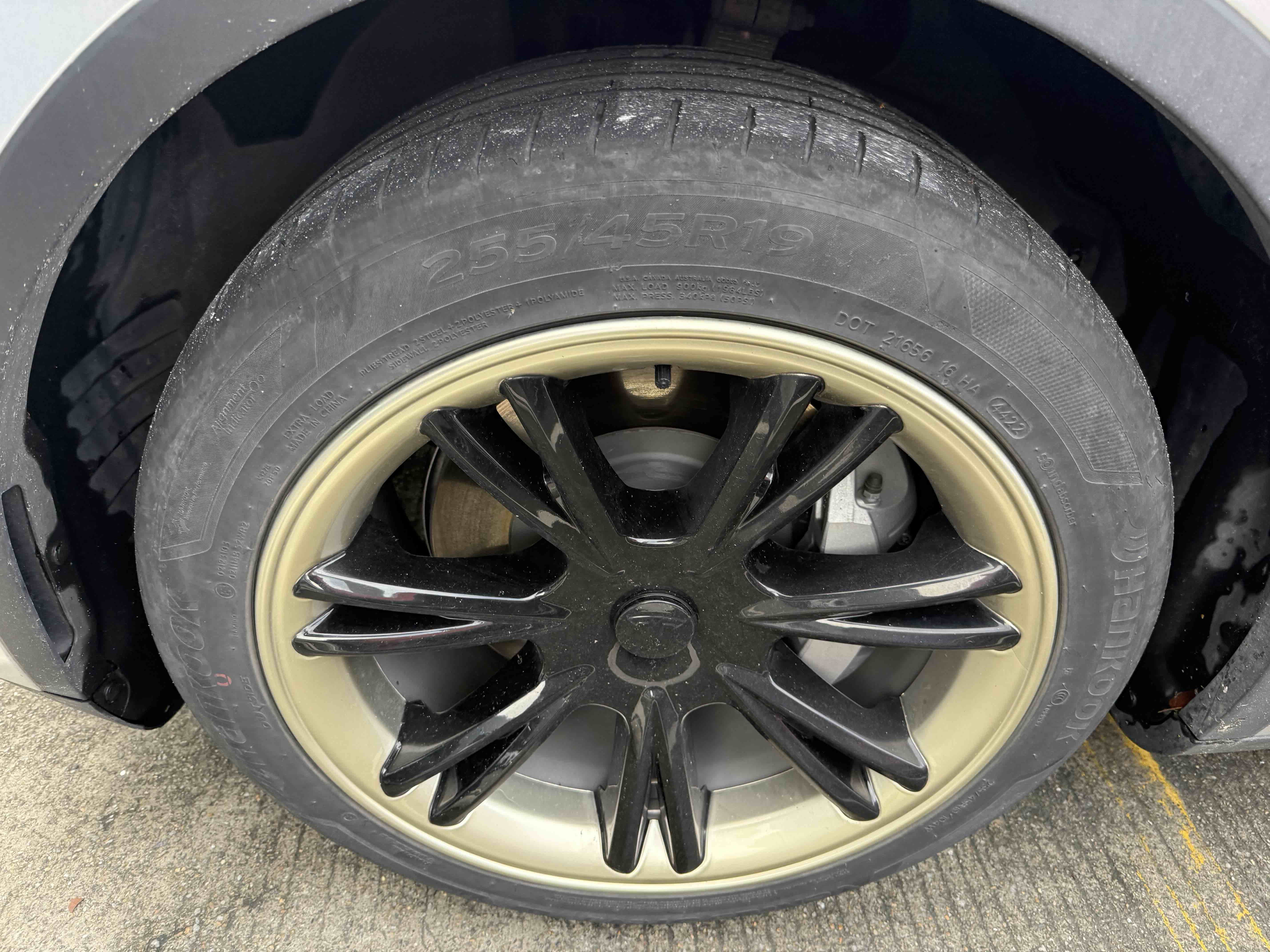 Tesla Model Y 2022 car image #8