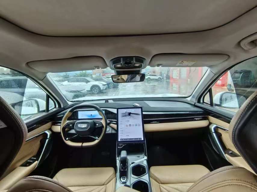 GEELY Boyue L 2023 car image #8