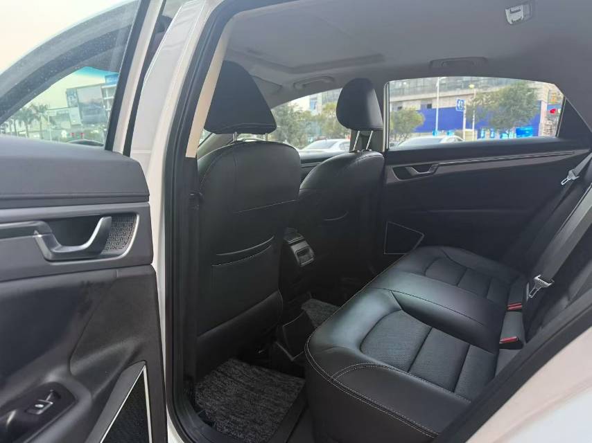 GEELY Emgrand GL 2020 car image #7