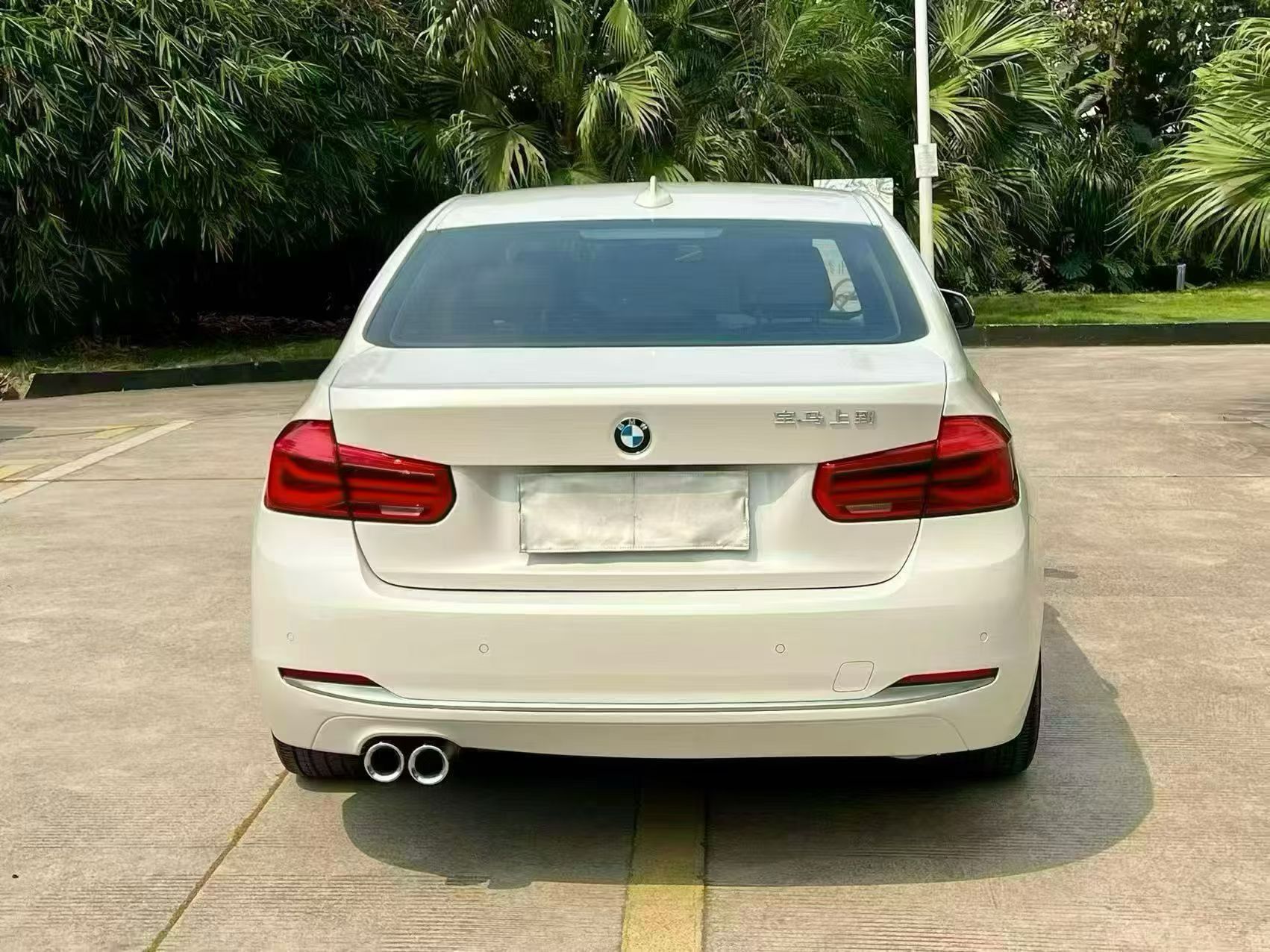 BMW 3 Series 2018 #8 BMW 3 Series 2018 car image #8