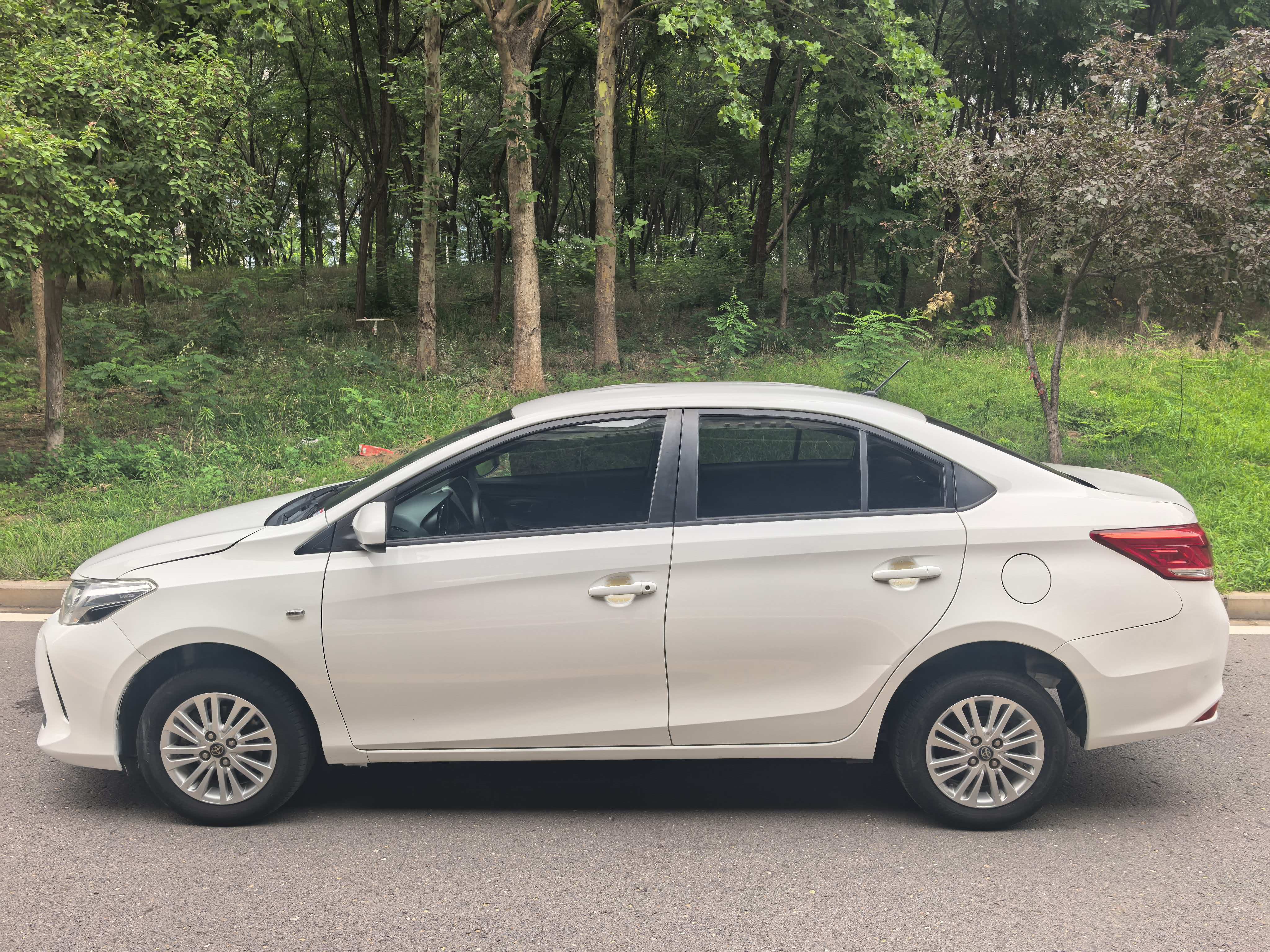 Toyota Vios 2017 car image #5