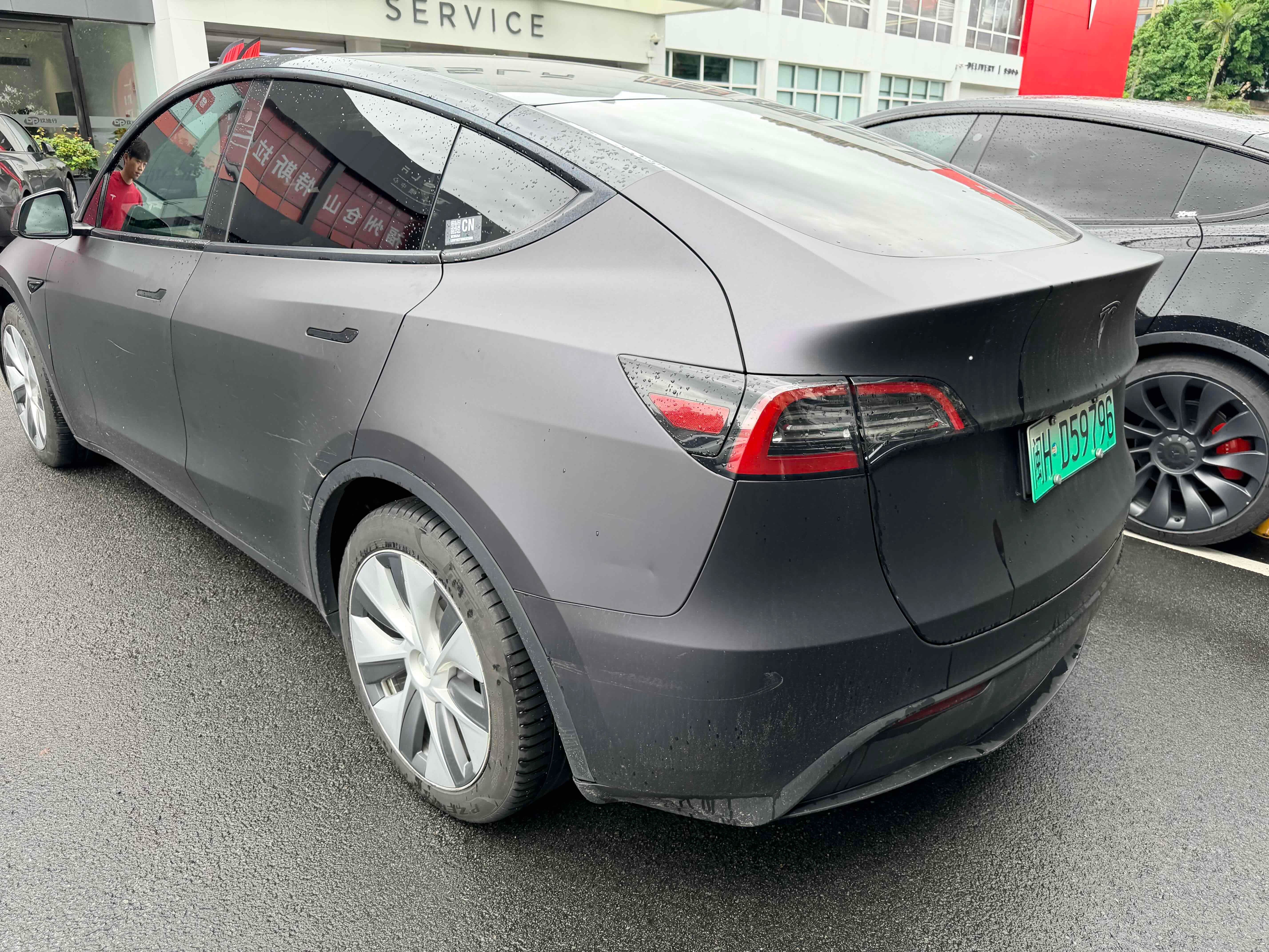 Tesla Model Y 2022 car image #6