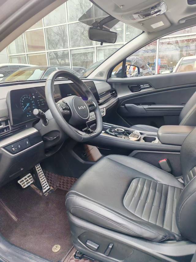 Kia Sportage 2023 car image #8
