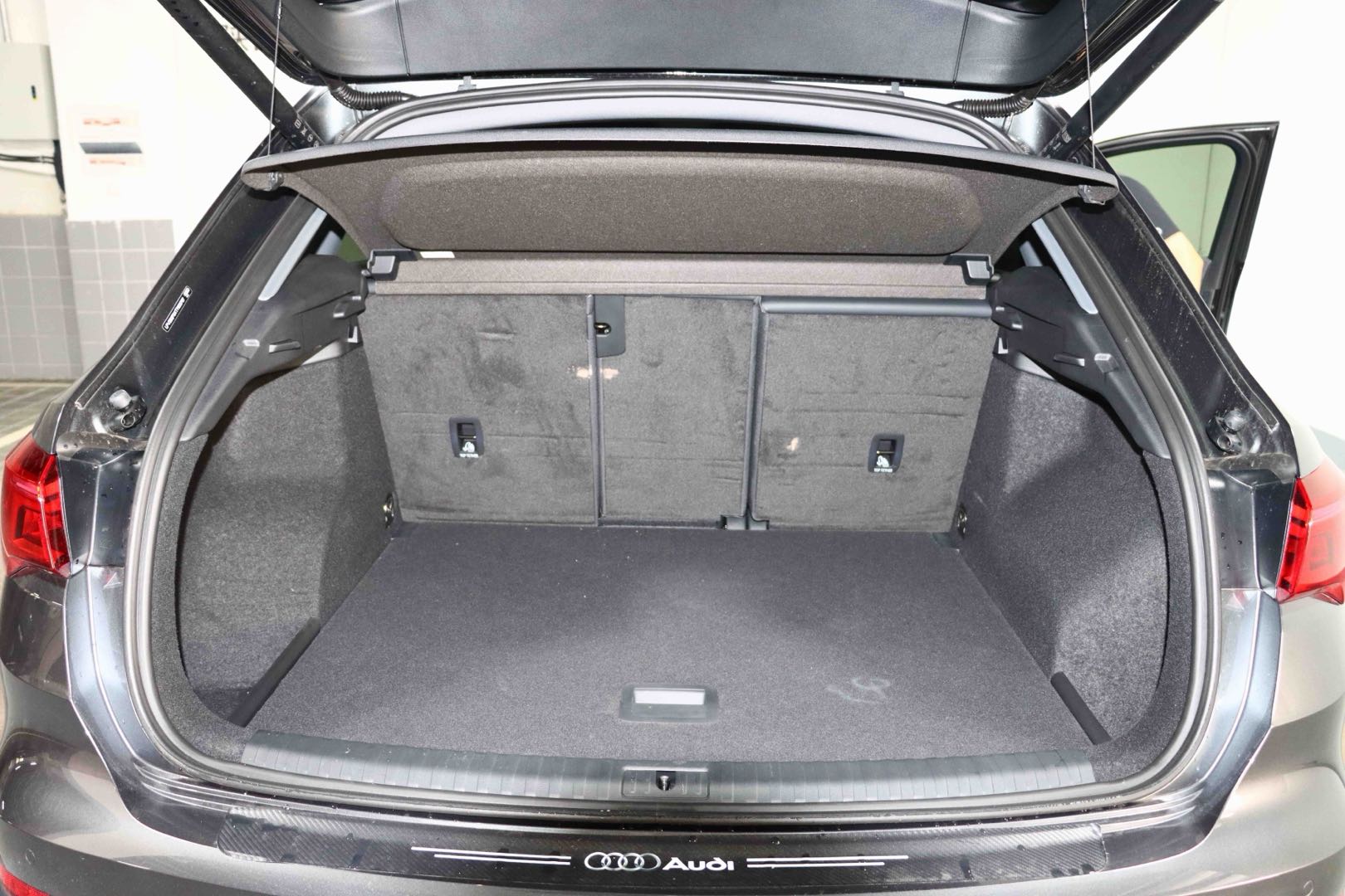 2026 #17 2026 immagine di auto #17
