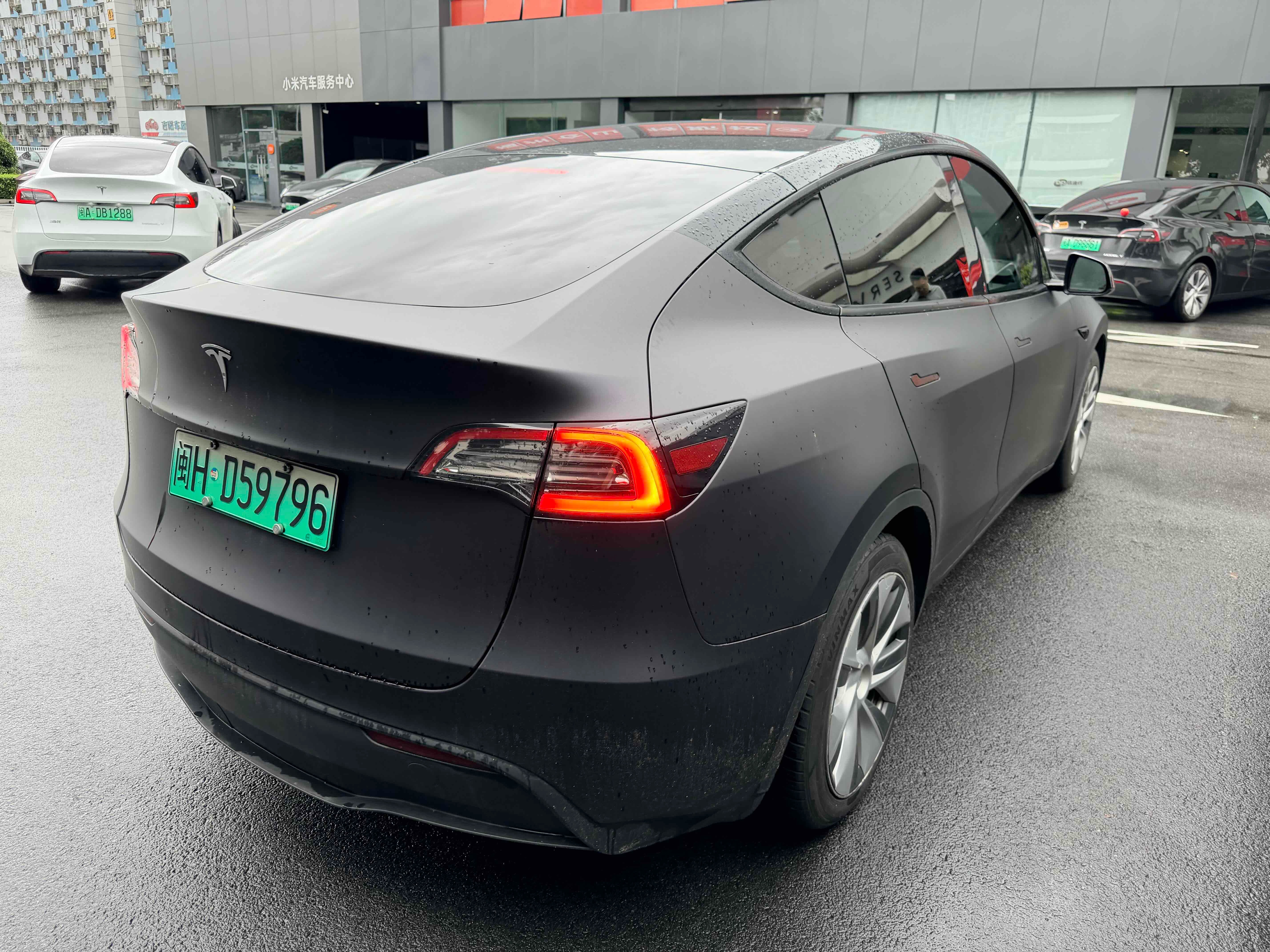Tesla Model Y 2022 car image #7