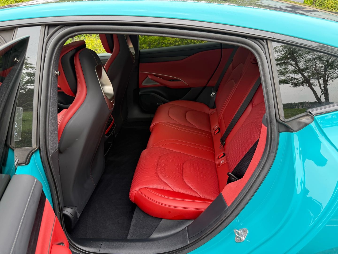 MI SU7 2024 car image #11