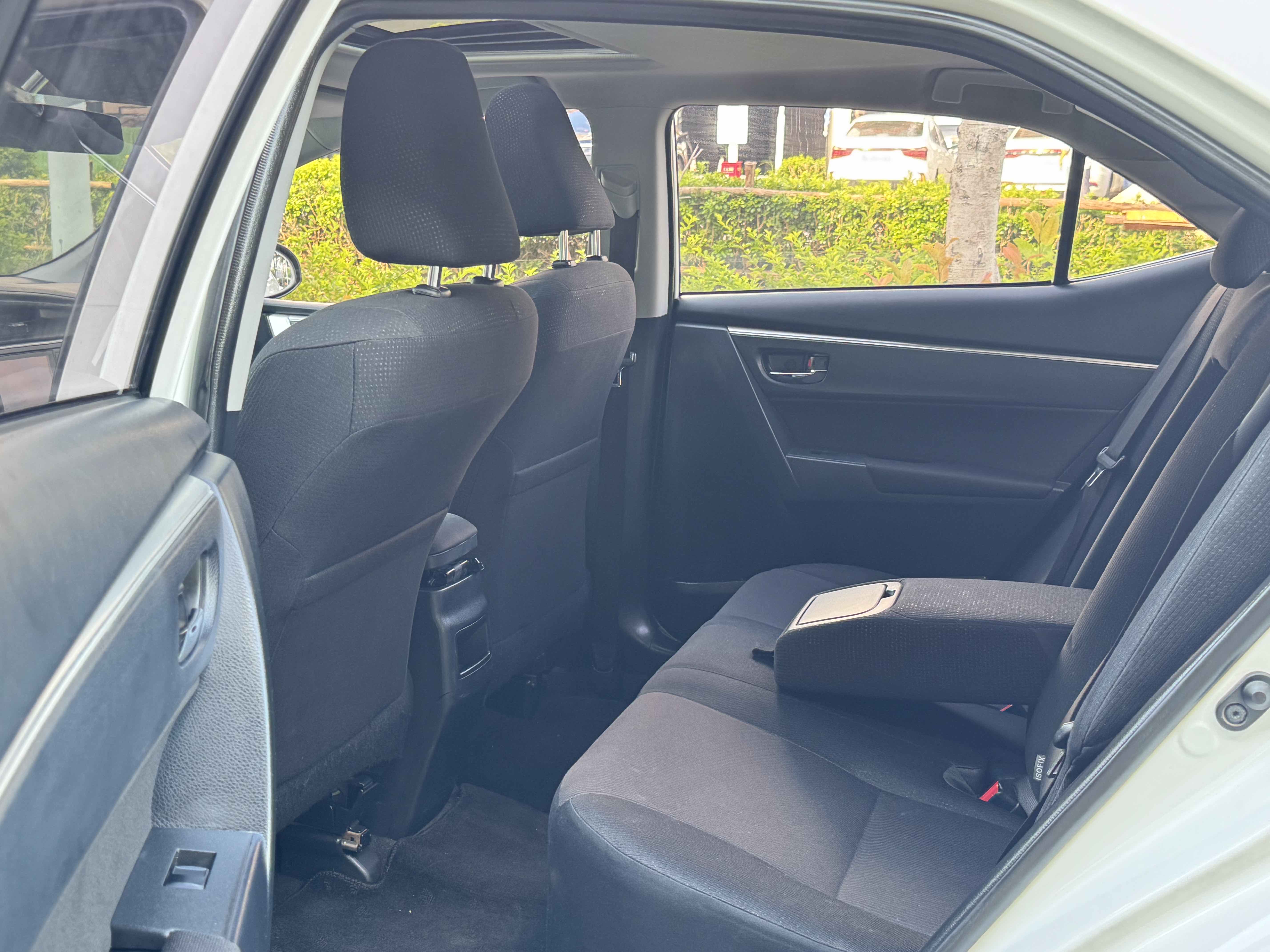 Toyota Corolla 2017 #8 Toyota Corolla 2017 car image #8