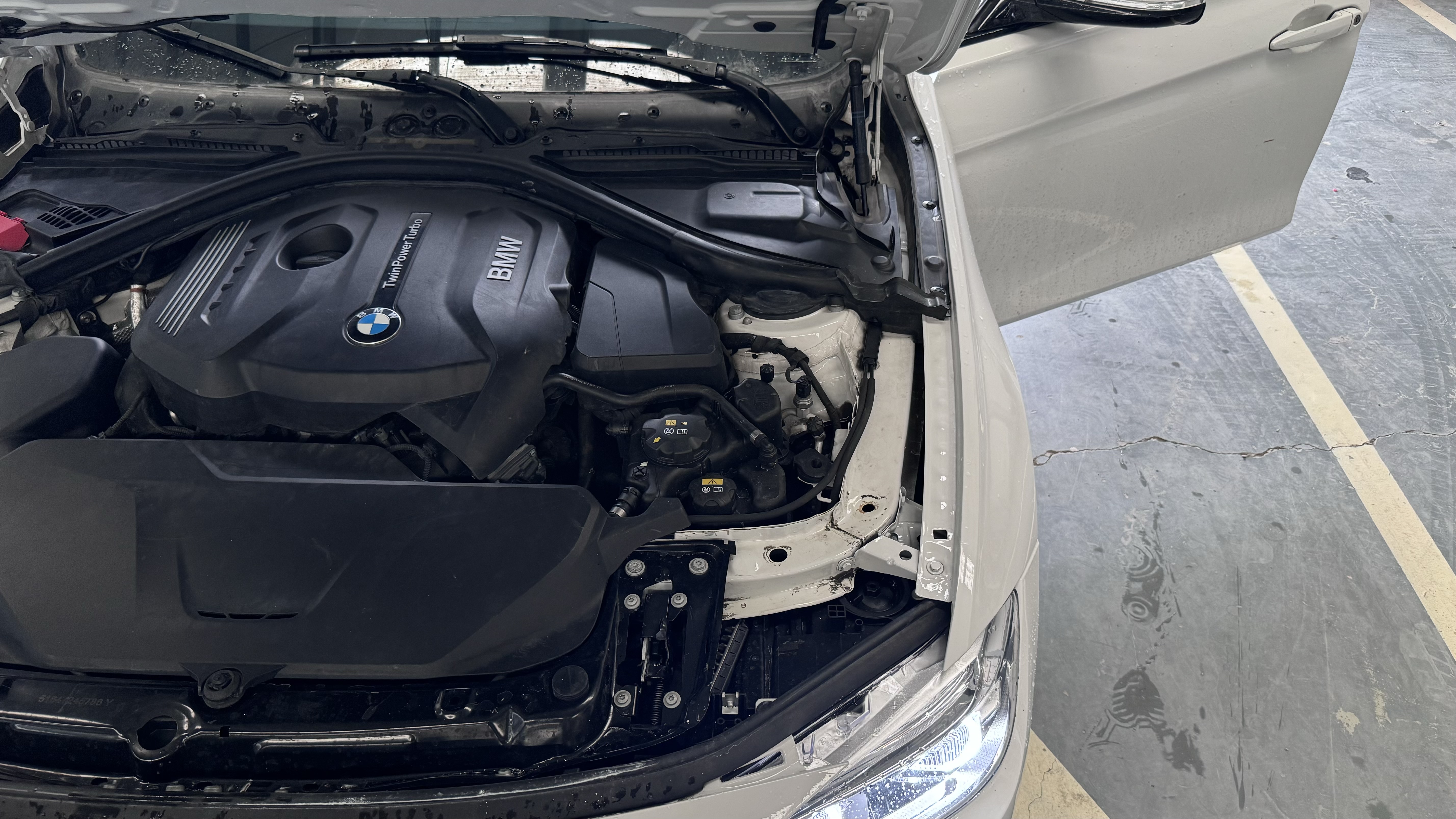 BMW 3 Series 2018 #17 BMW 3 Series 2018 car image #17