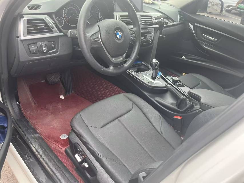BMW 3 Series 2017 #4 BMW 3 Series 2017 car image #4