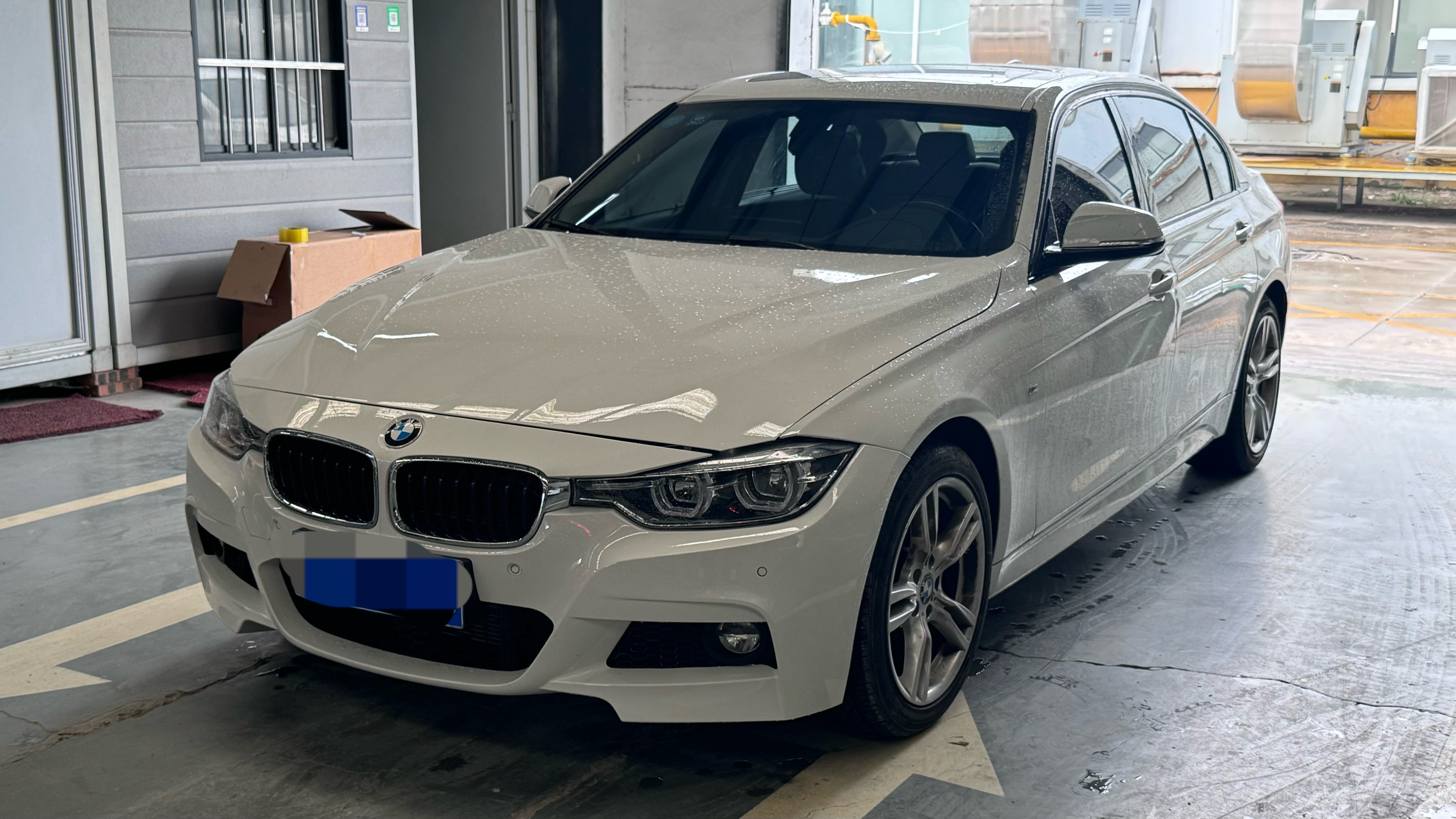 BMW 3 Series 2018 #2 BMW 3 Series 2018 car image #2