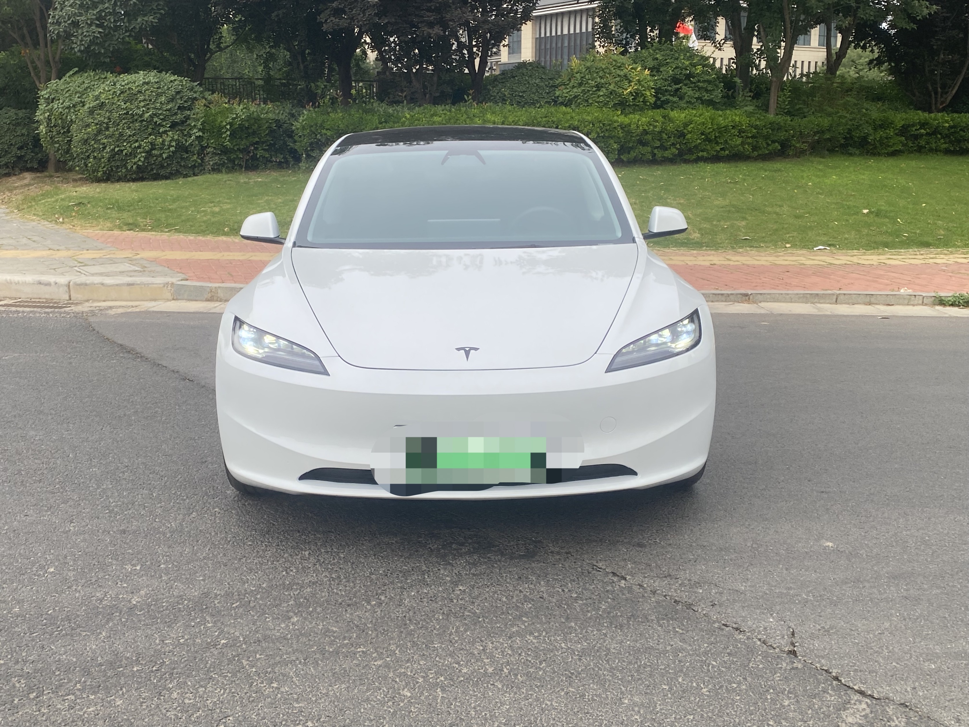 Tesla Model 3 2025 #4 Tesla Model 3 2025 car image #4