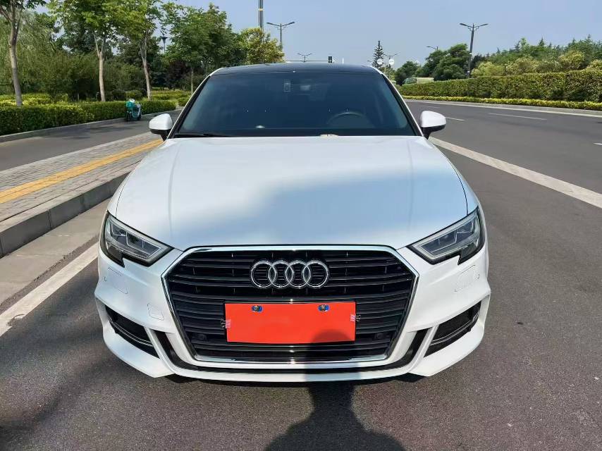 Audi A3 2019 car image #4