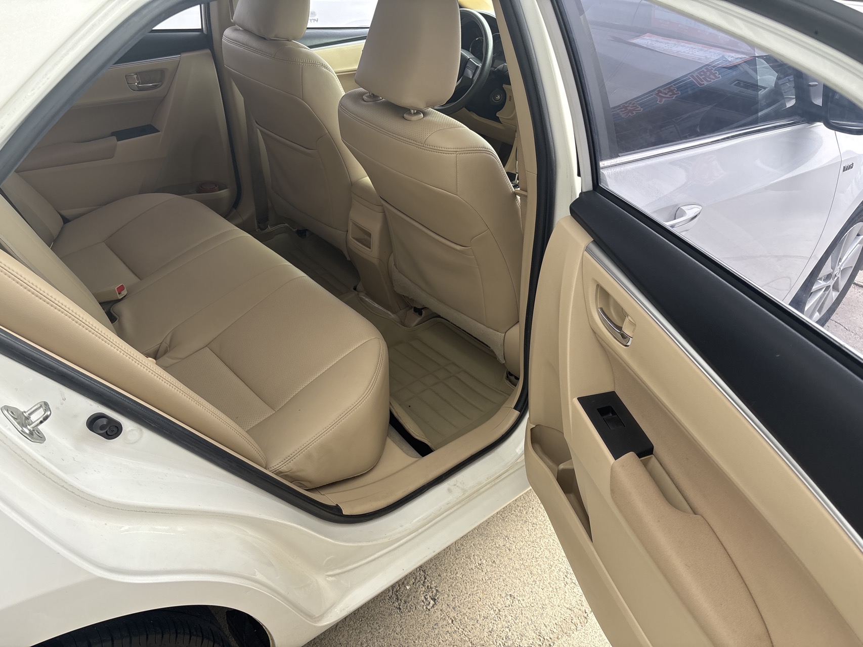 2015 immagine di auto #13