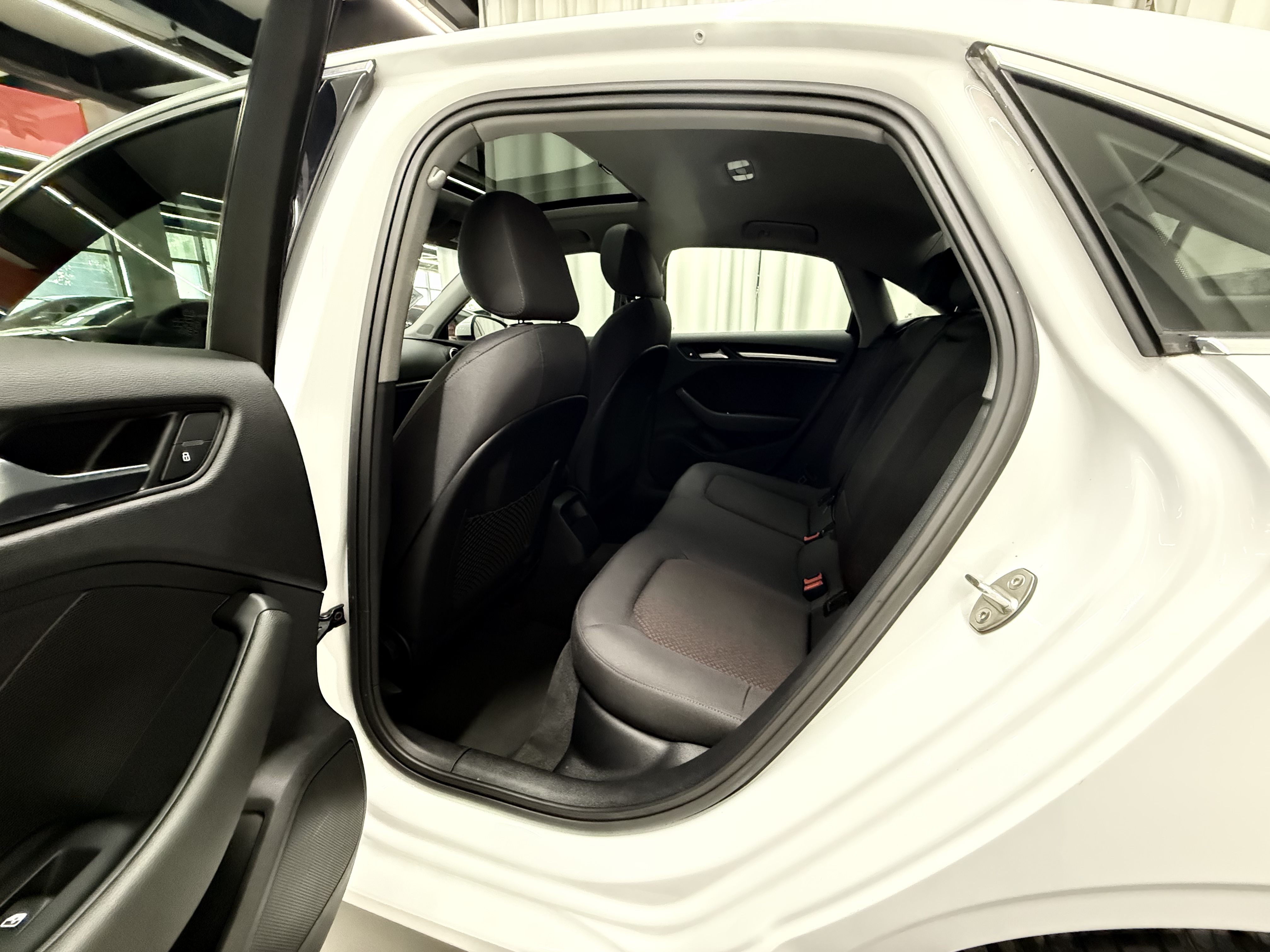 Audi A3 2021 car image #7