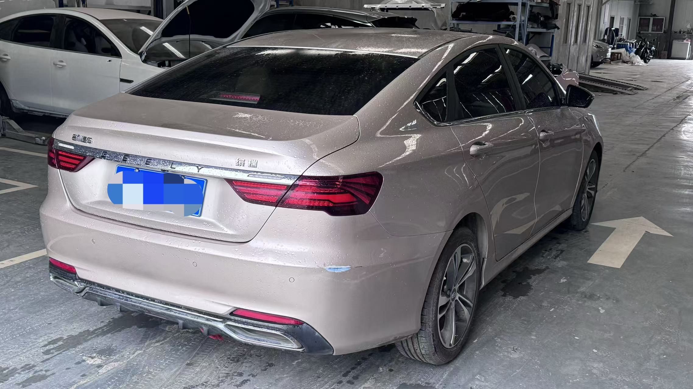 GEELY Binray 2018 car image #6