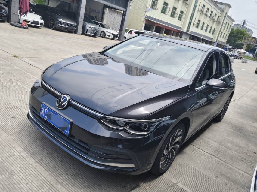2021 immagine di auto #2