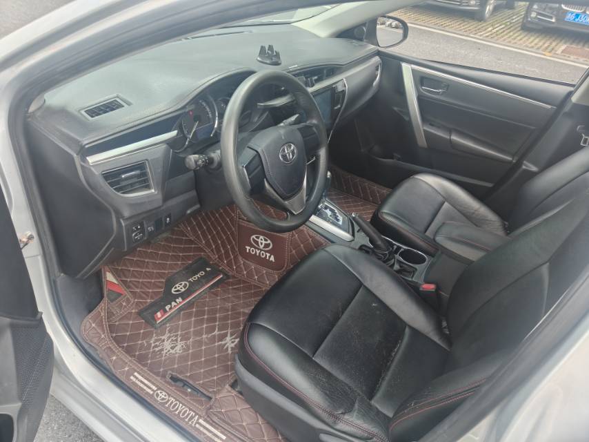 2017 image de voiture #8