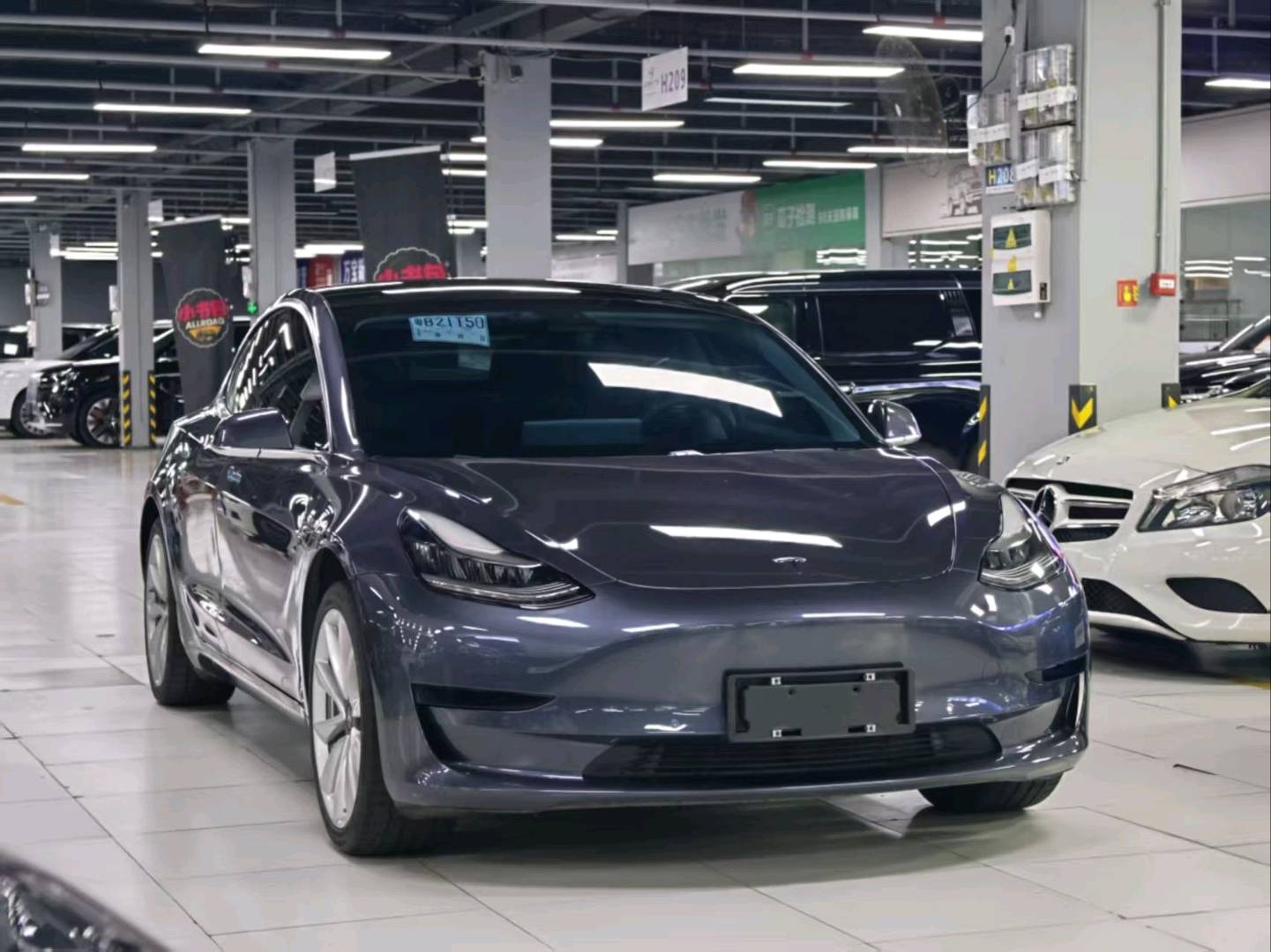 Tesla Model 3 2020 car image #6