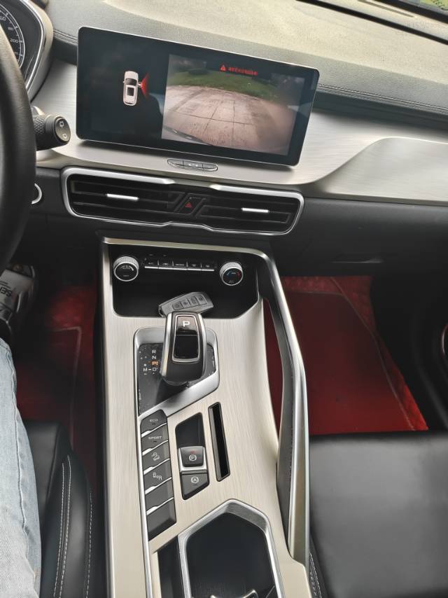 GEELY Coolray 2019 car image #11
