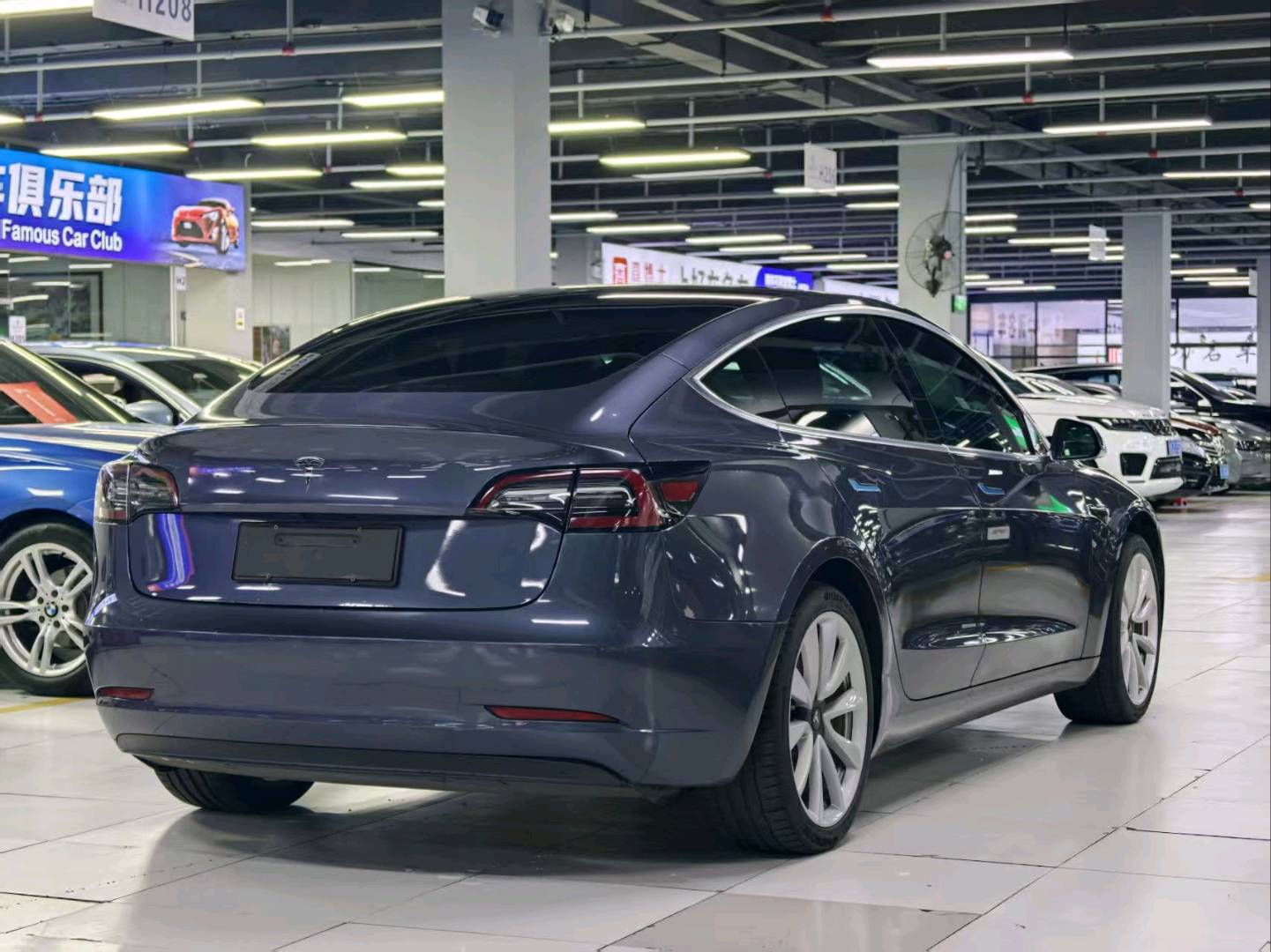 Tesla Model 3 2020 car image #7