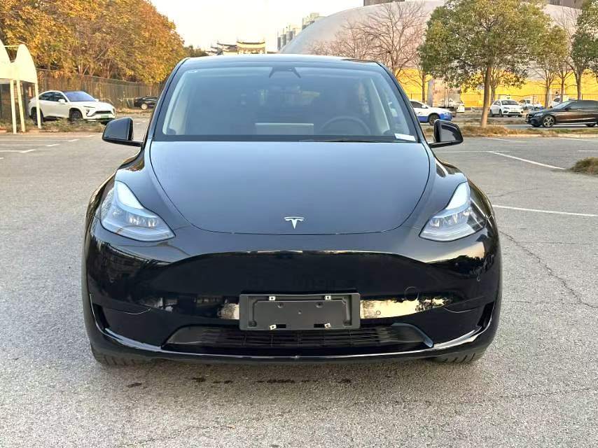 Tesla Model Y 2022 car image #5