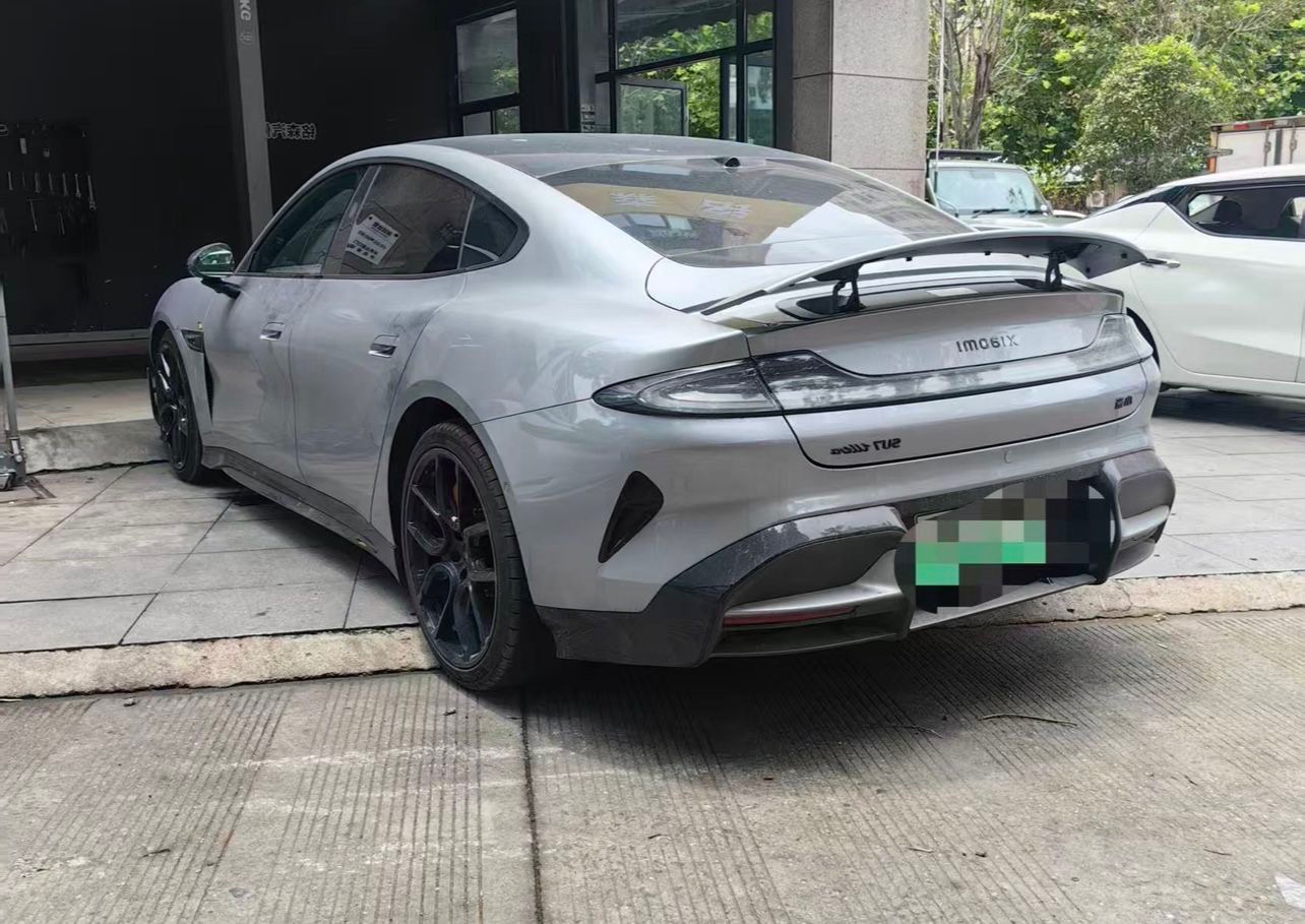 小米汽车 小米SU7 Ultra 2025 汽车图片 #9