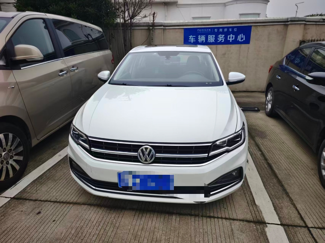 Volkswagen Bora 2021 car image #4