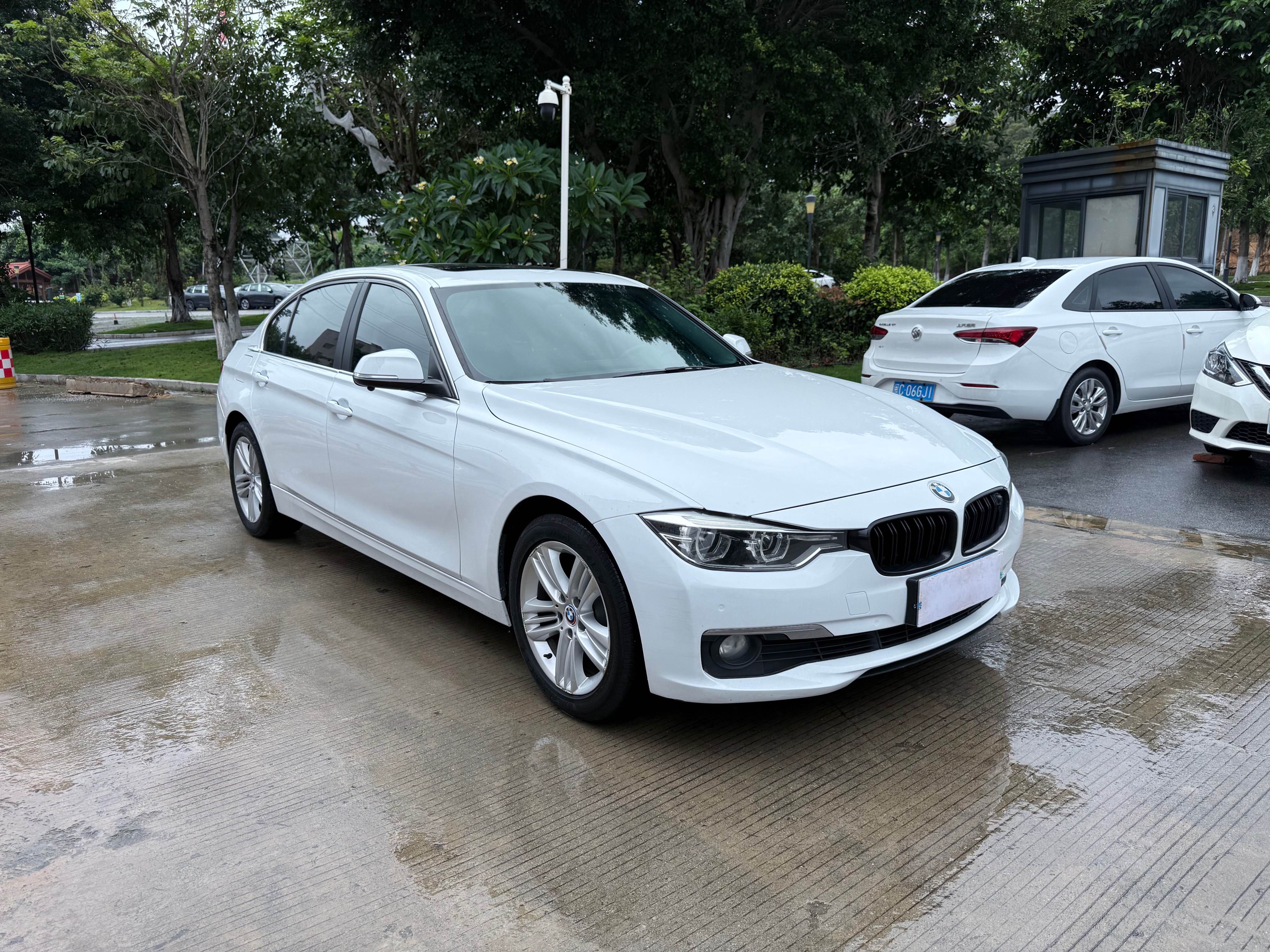 BMW 3 Series 2017 car image #4