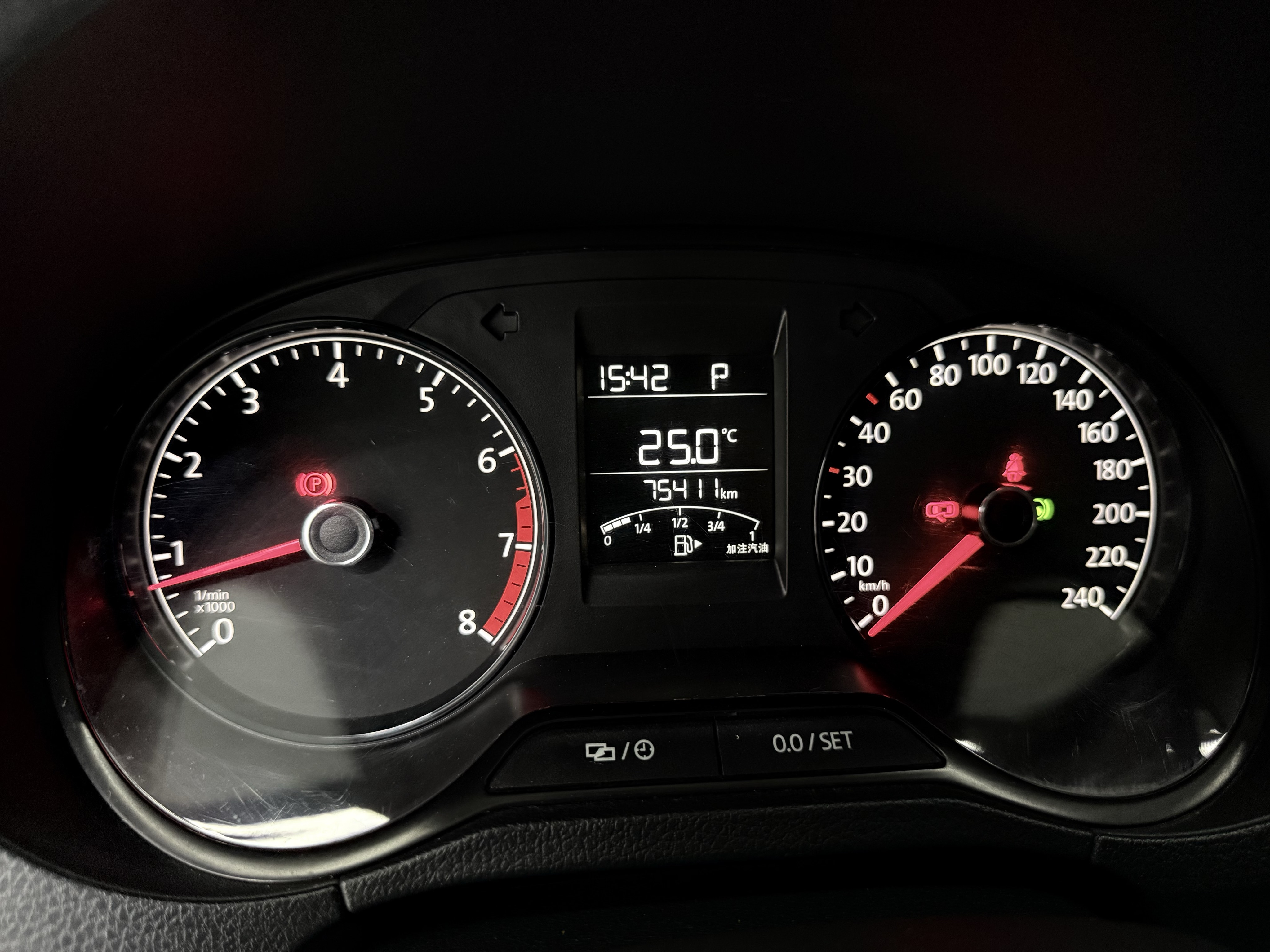 Volkswagen Polo 2018 car image #12