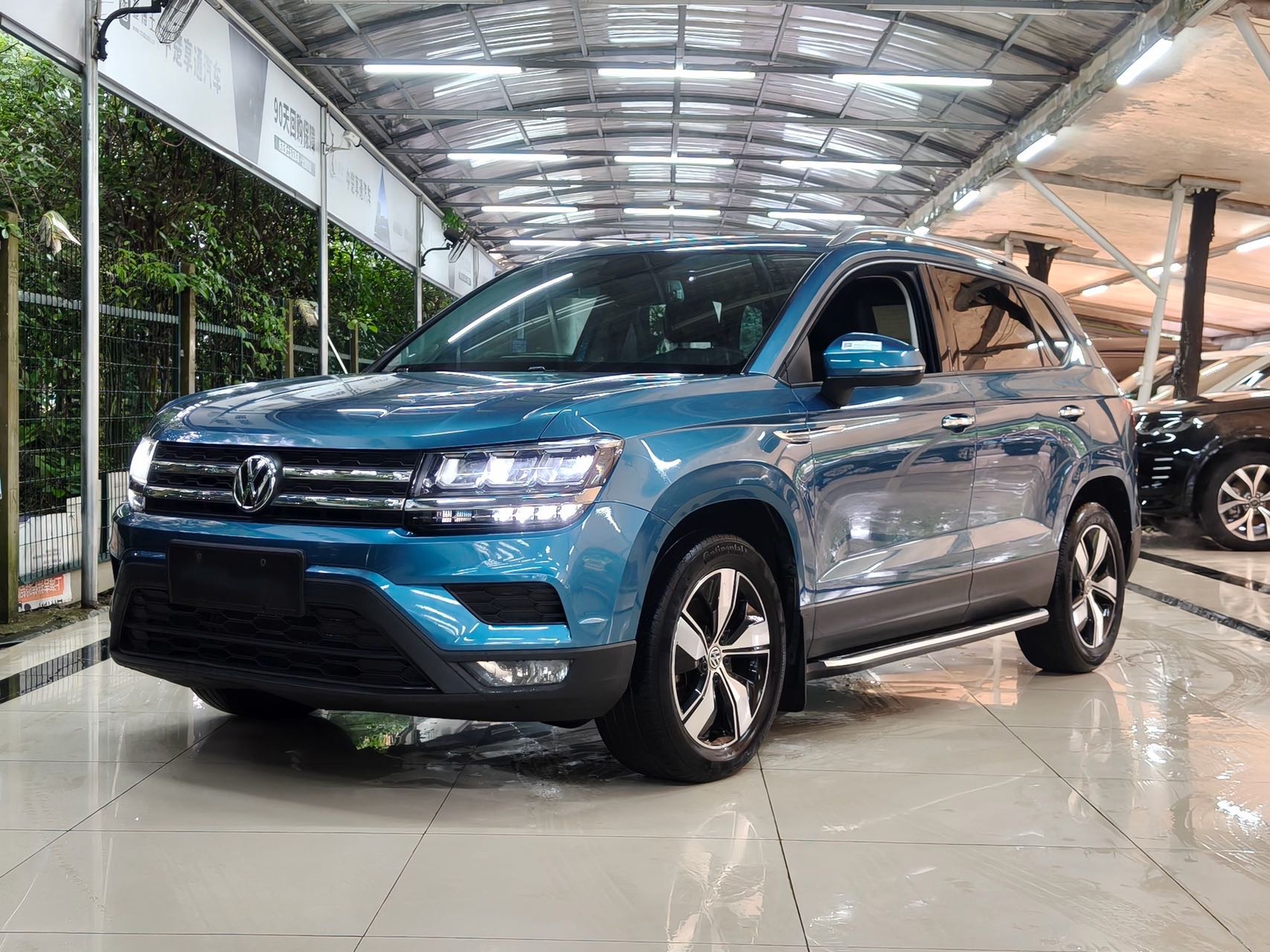 Volkswagen Tharu 2018 car image #2
