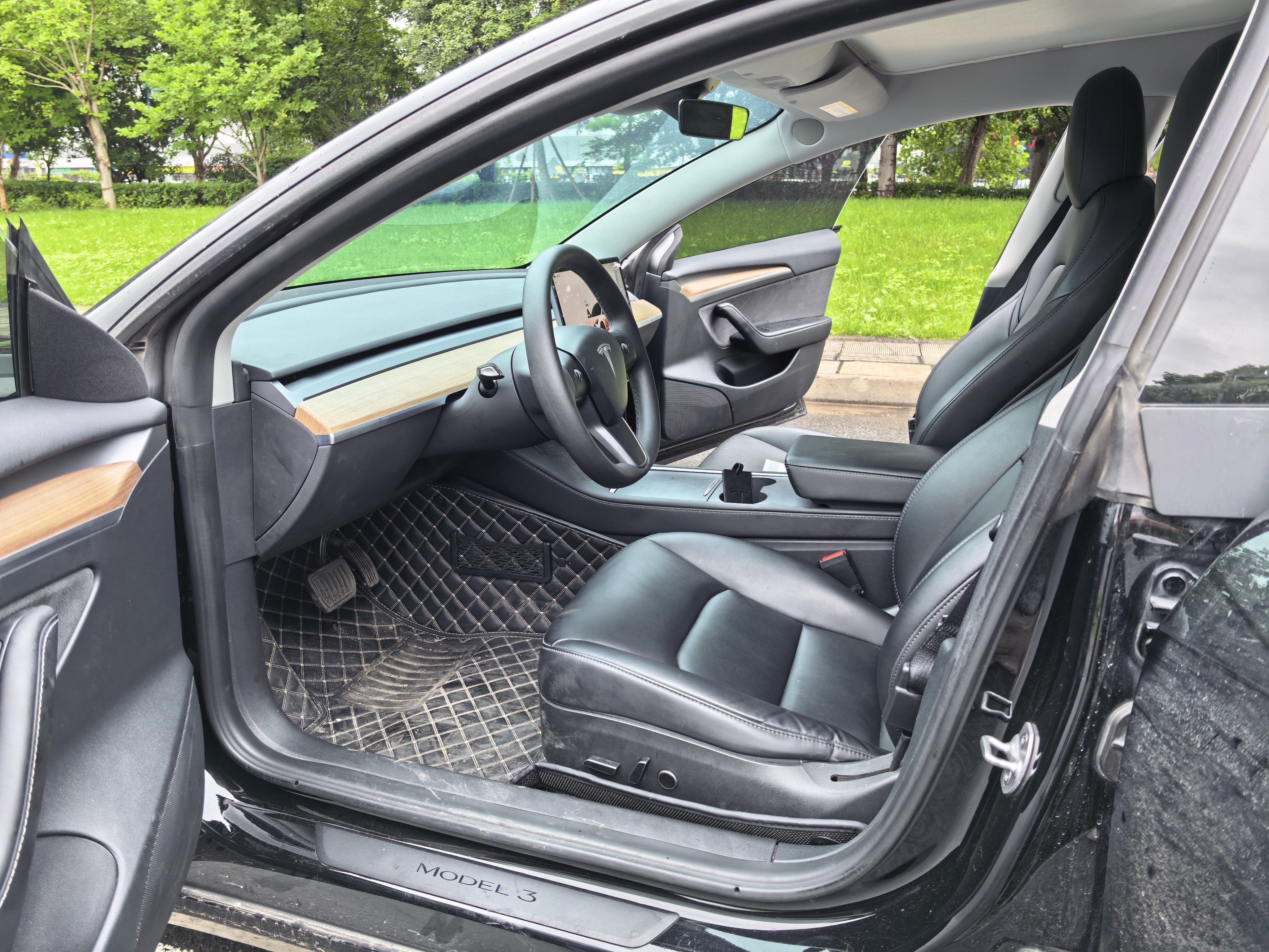Tesla Model 3 2023 #6 Tesla Model 3 2023 car image #6