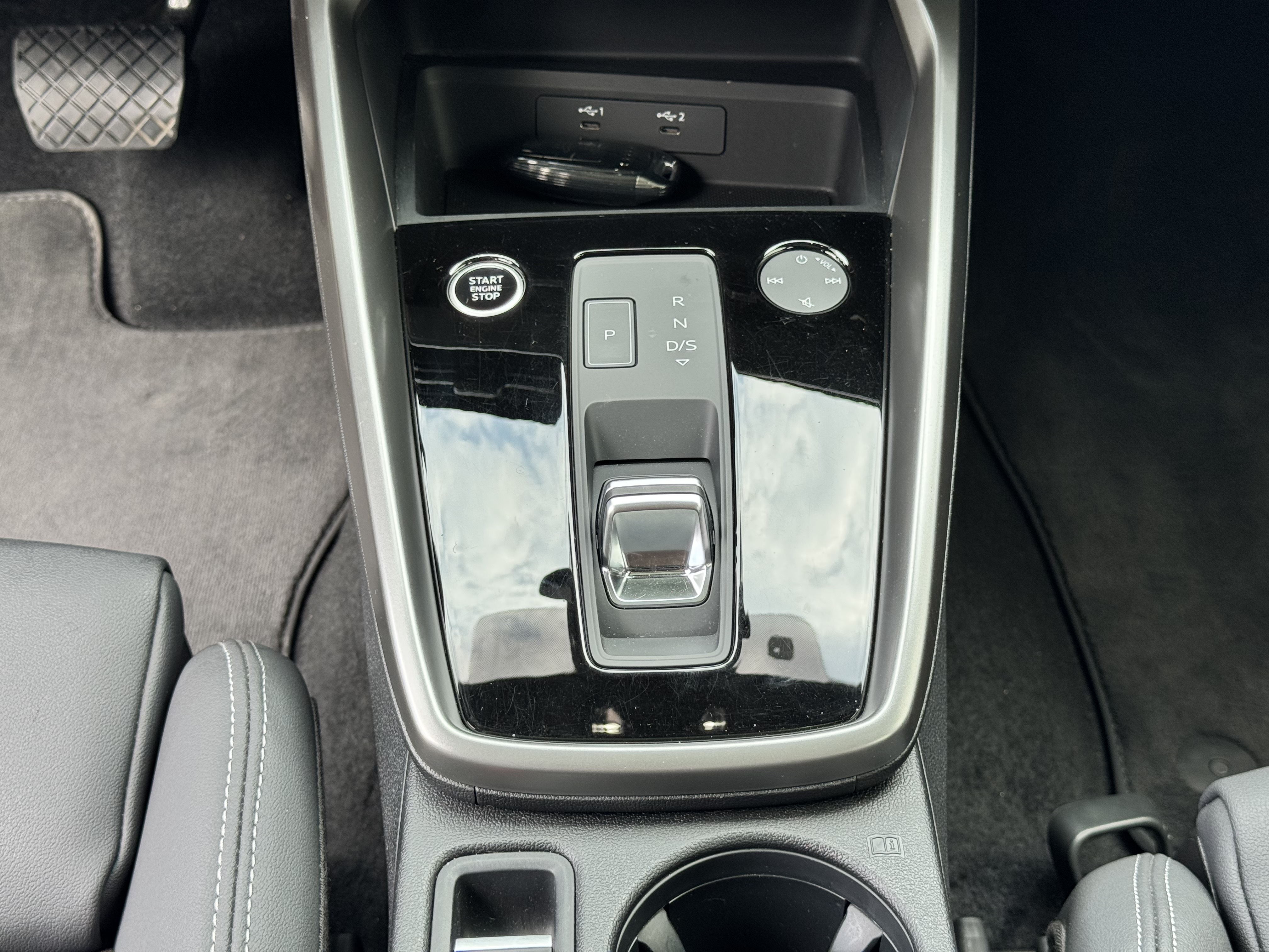2022 #13 2022 car image #13