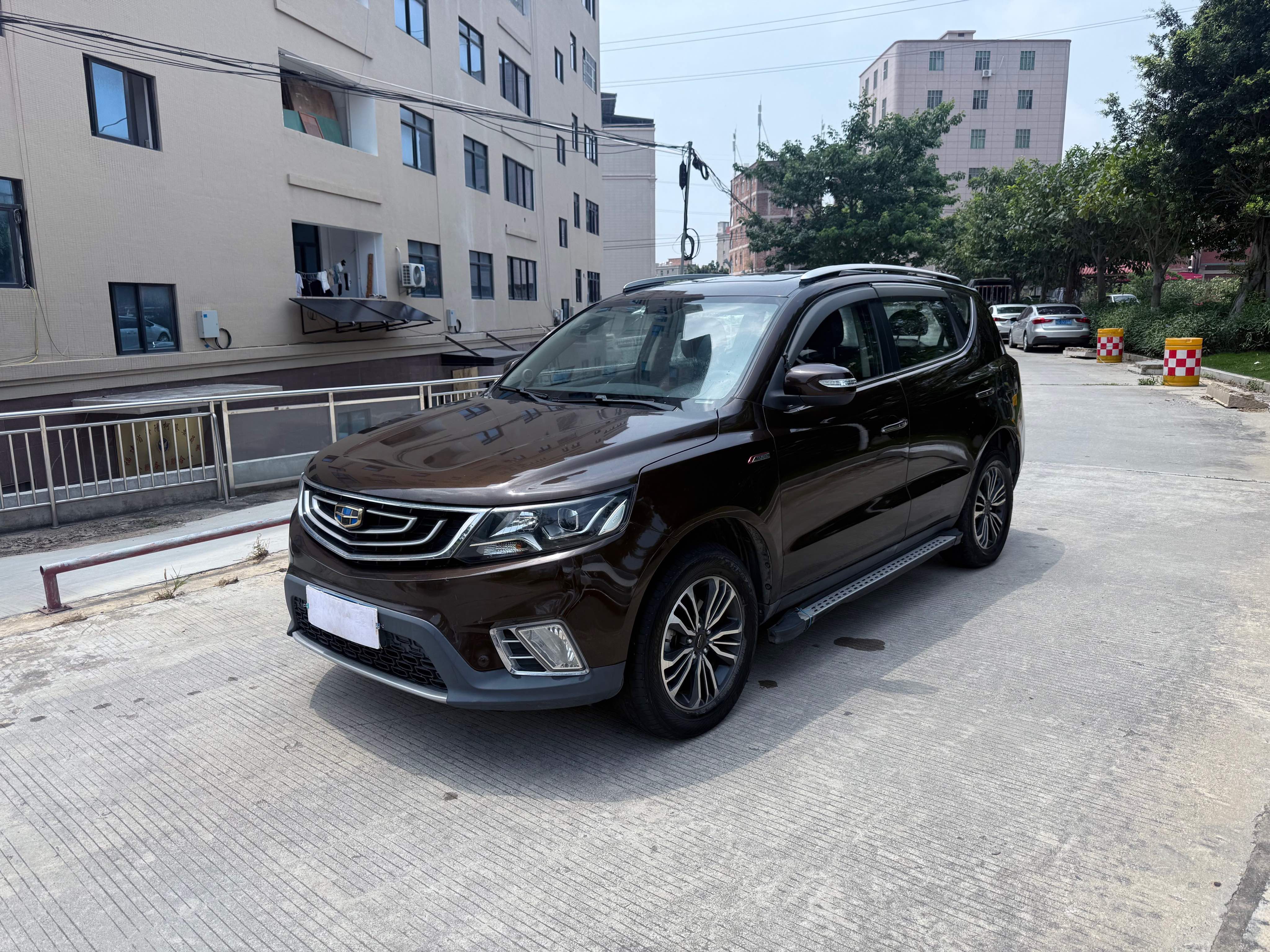 GEELY Vision X6 2017 car image #2