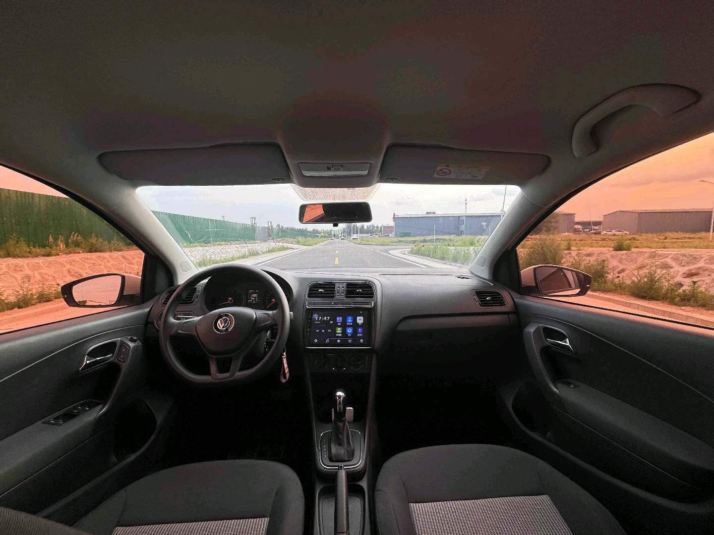 Volkswagen Polo 2017 car image #7