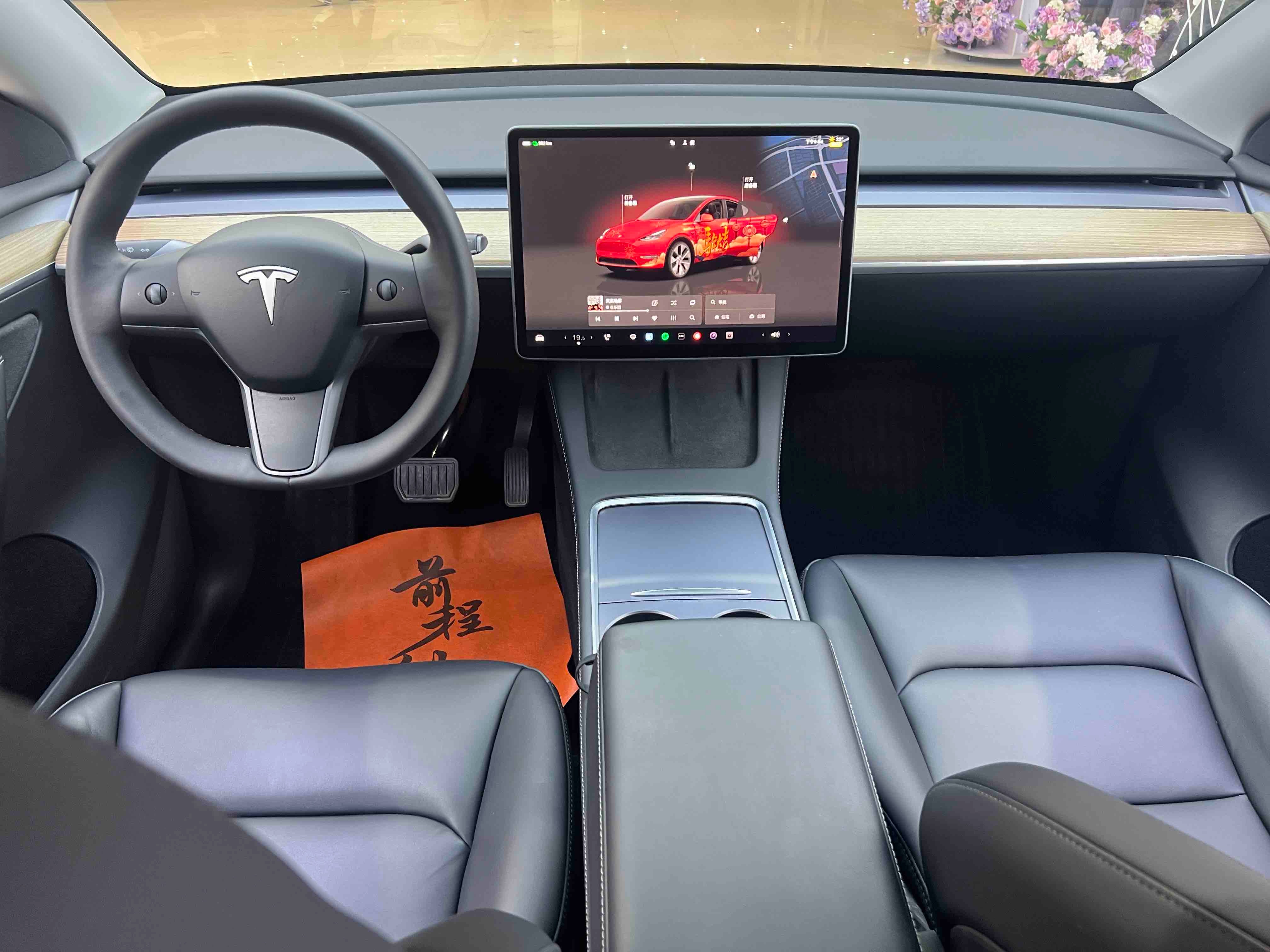 Tesla Model Y 2022 car image #5