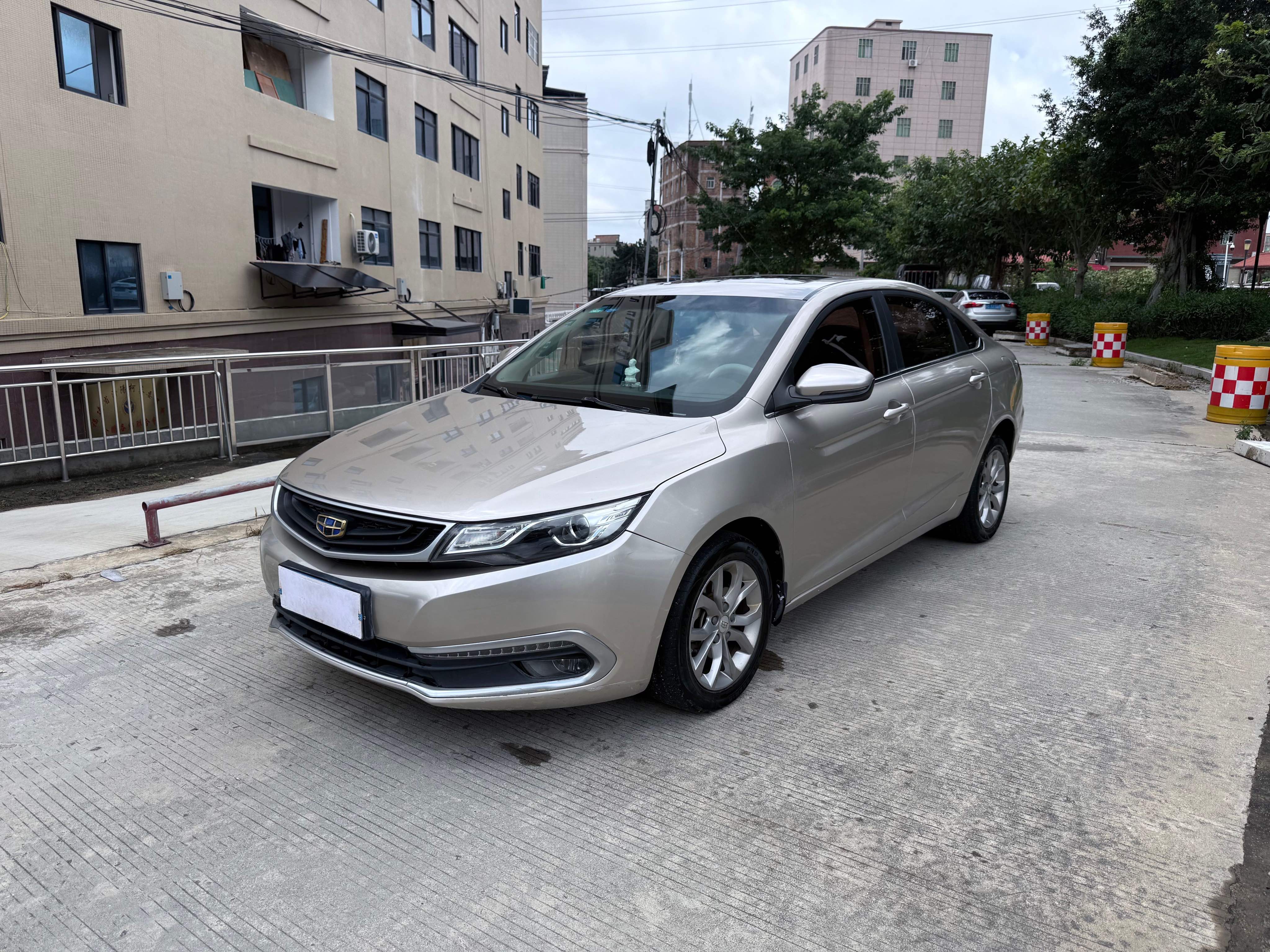 GEELY Emgrand GL 2017 car image #2