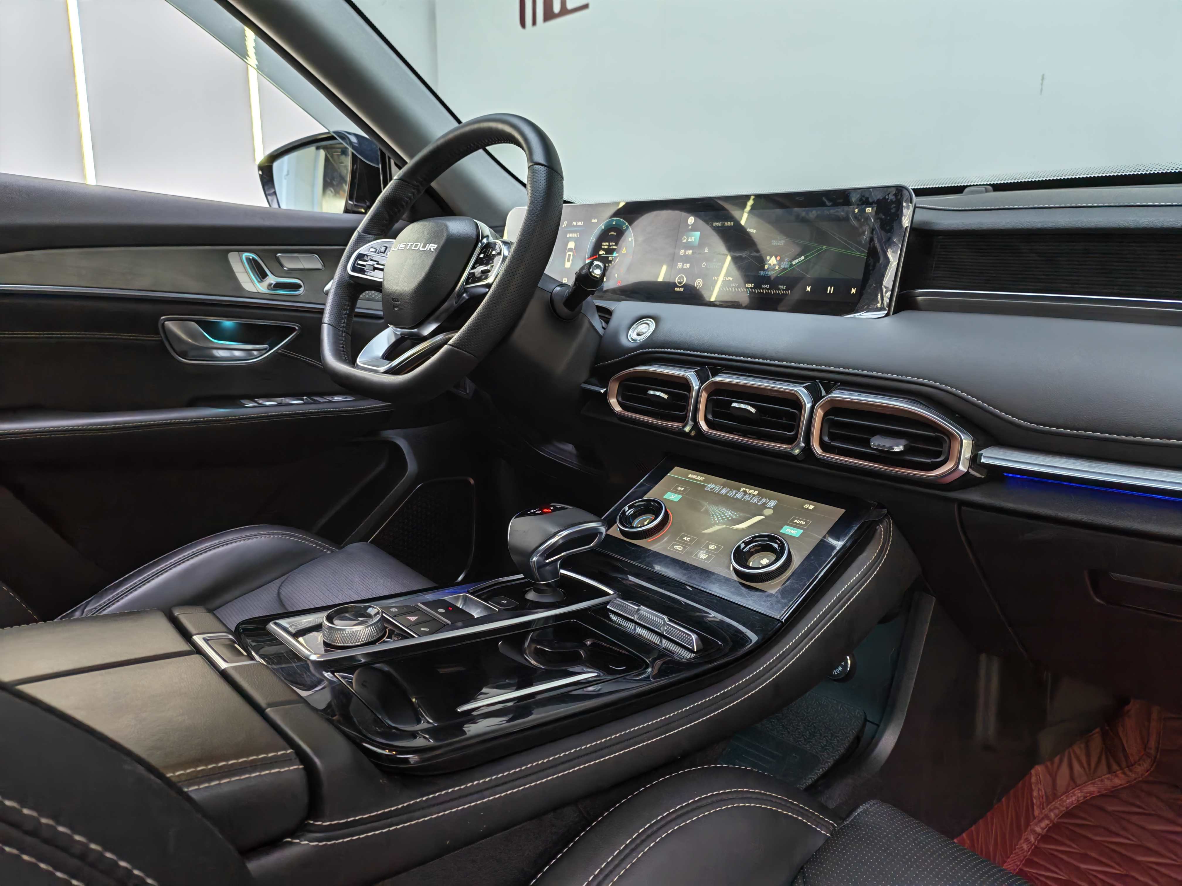Jetour X70 PLUS 2020 car image #9