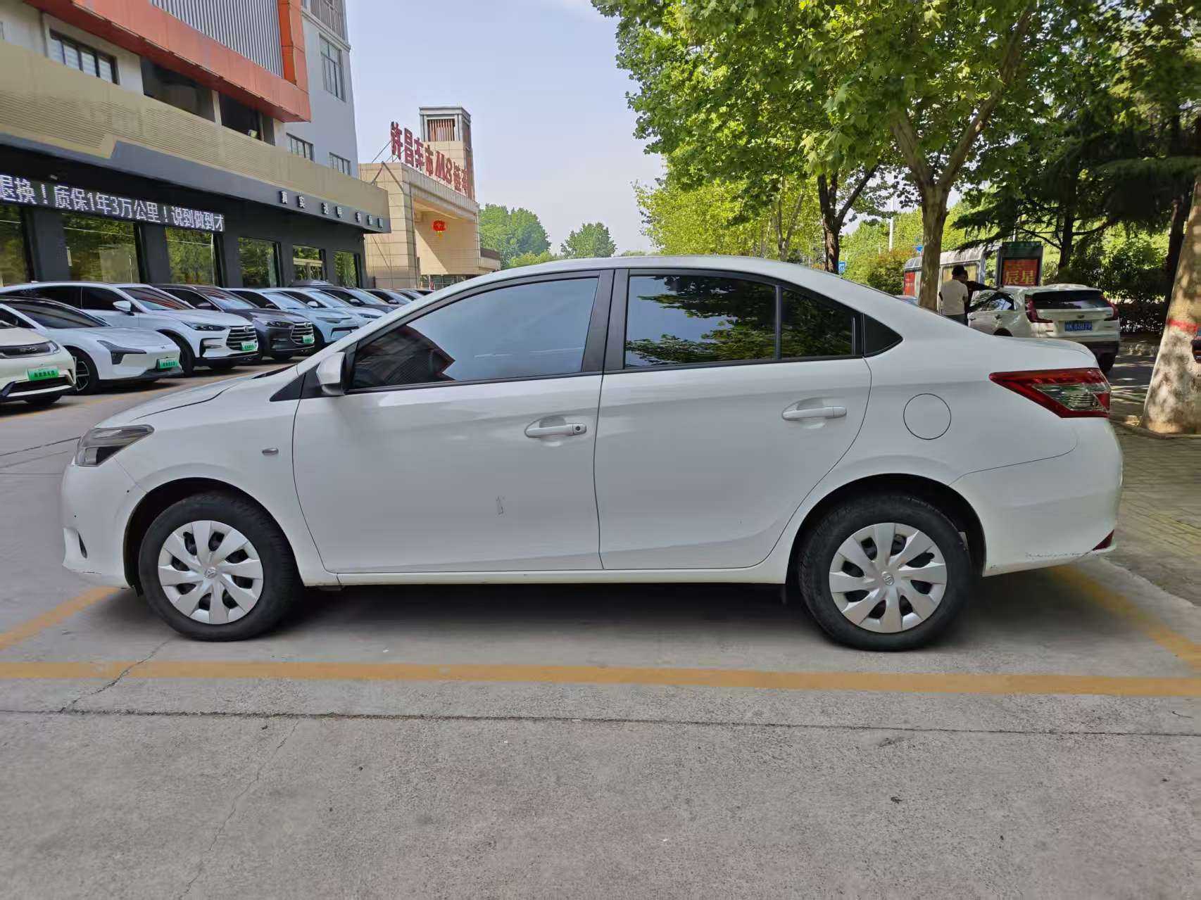 Toyota Vios 2016 car image #8