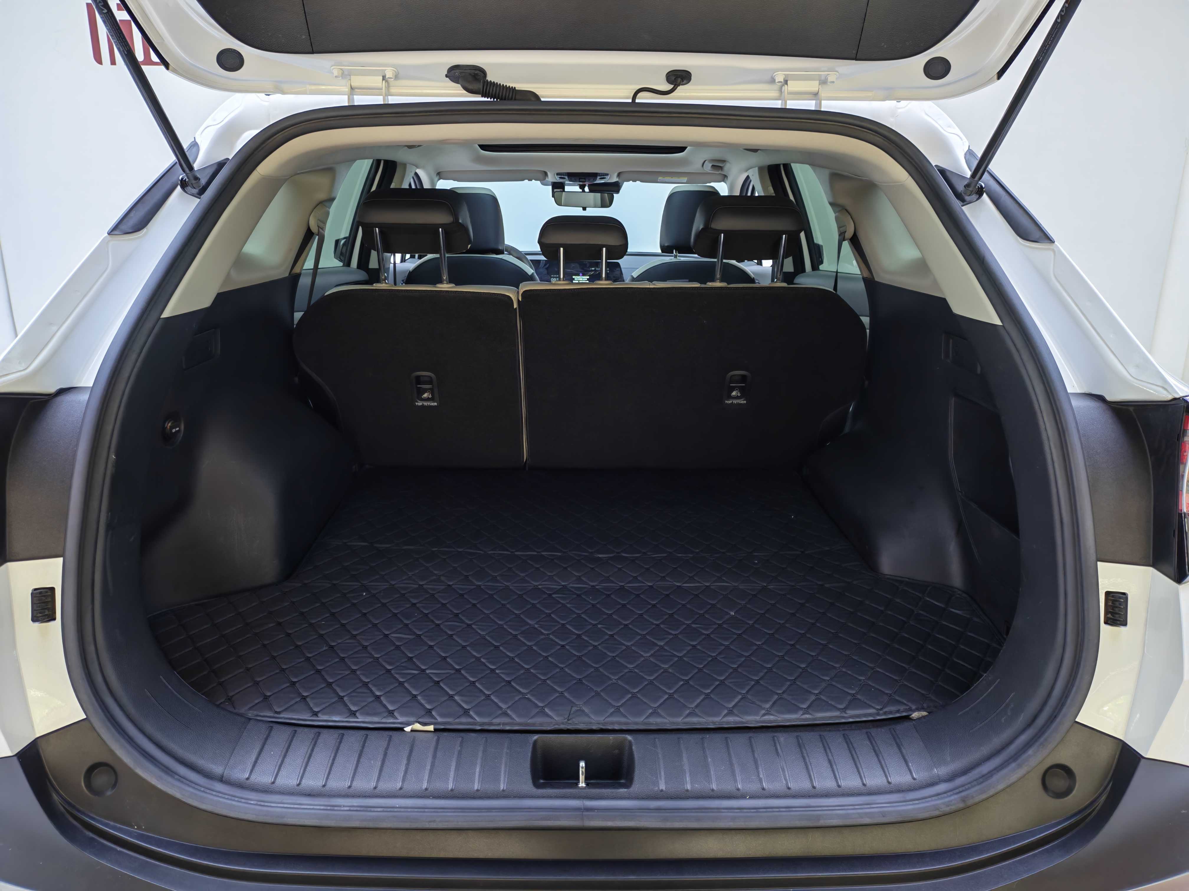 Kia Sportage 2023 car image #9