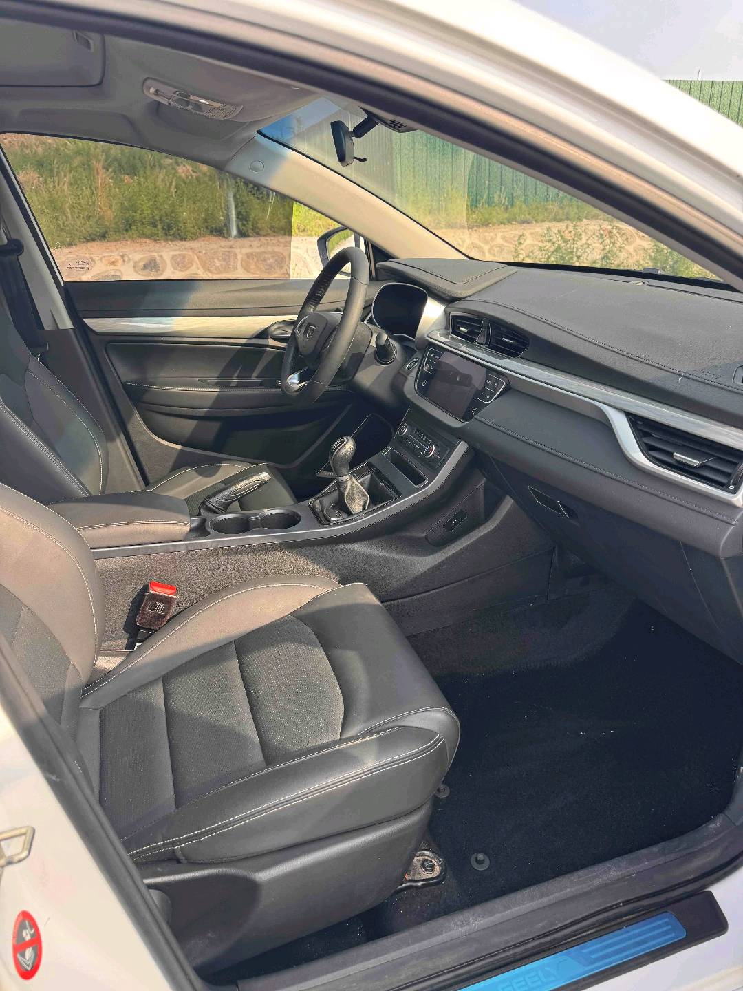 GEELY Emgrand 2019 car image #8