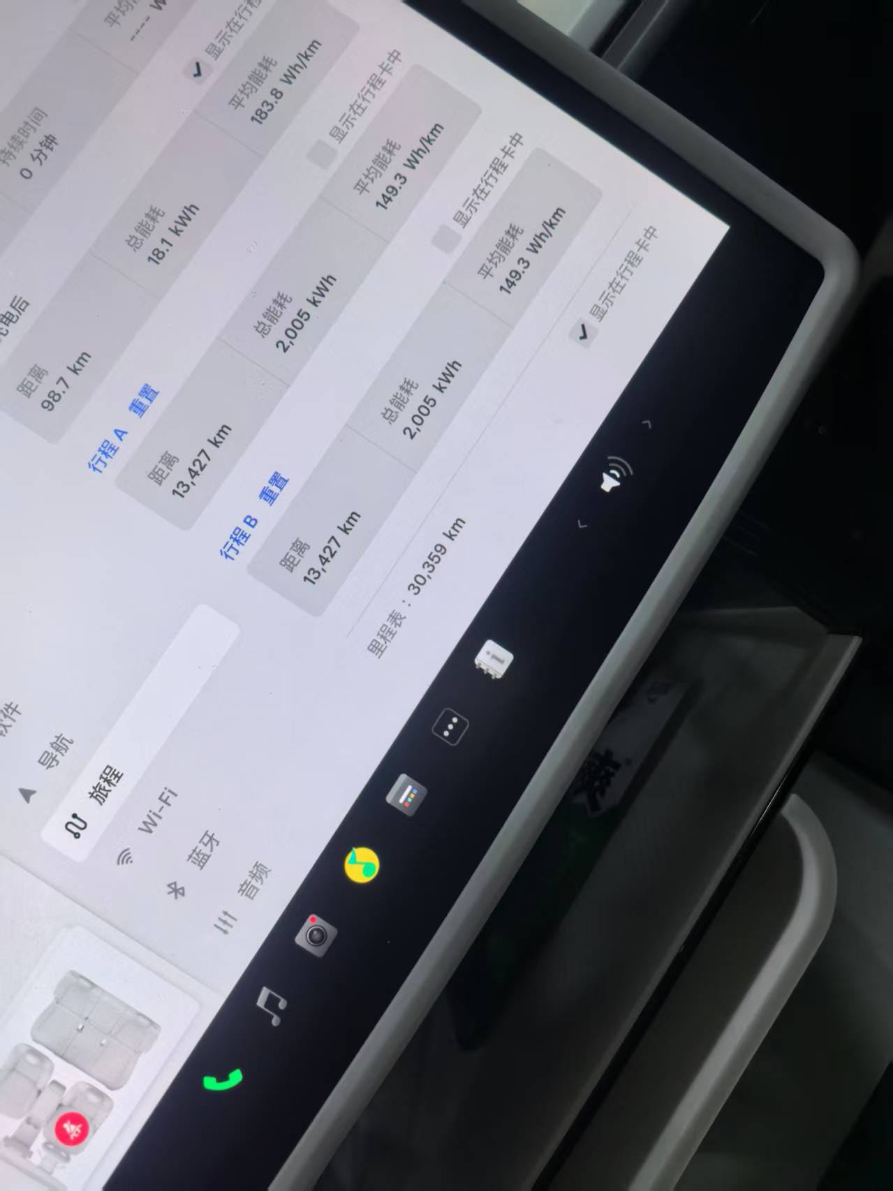 Tesla Model Y 2024 #6 Tesla Model Y 2024 car image #6