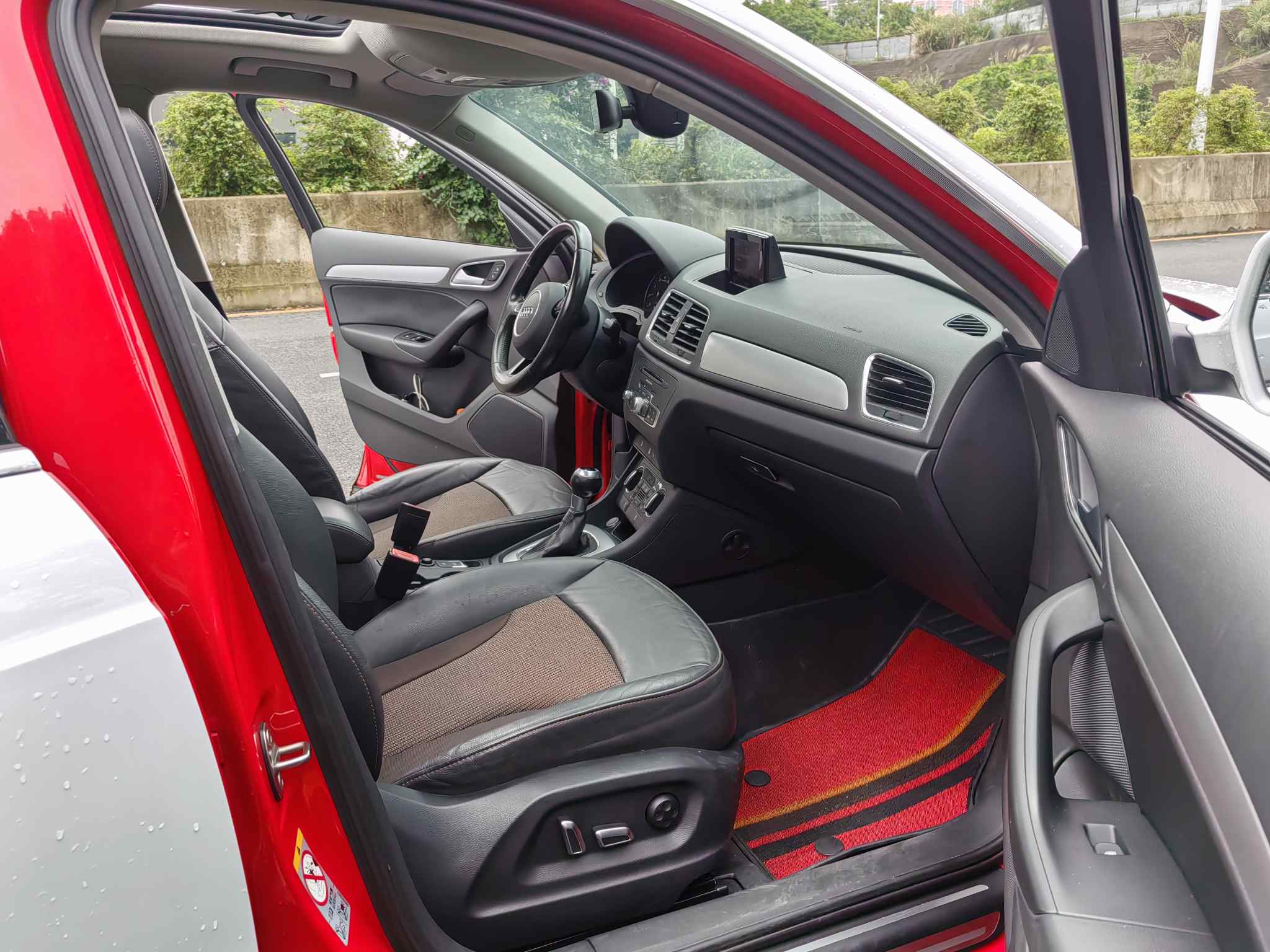 2018 #11 2018 car image #11