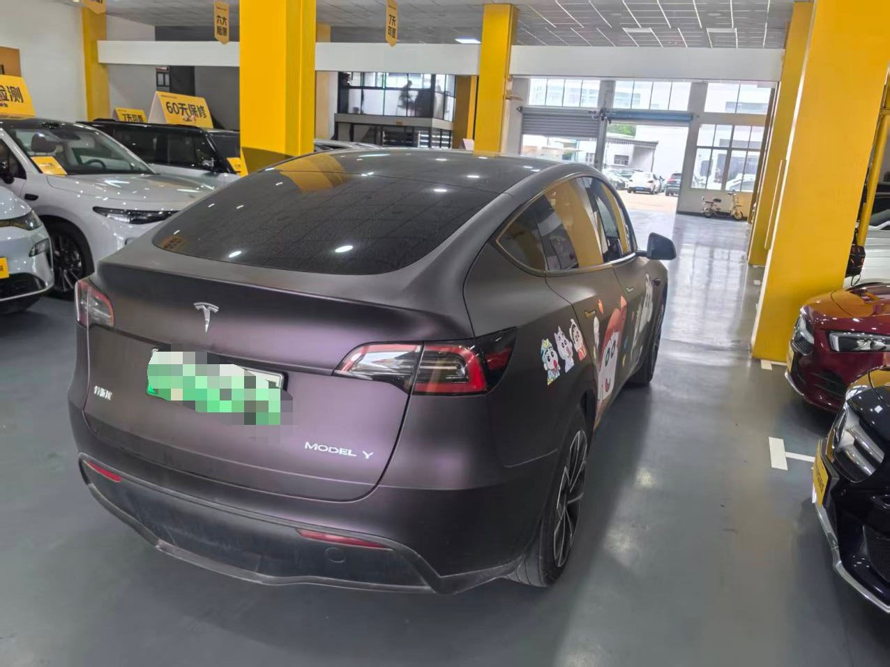 Tesla Model Y 2024 #8 Tesla Model Y 2024 car image #8