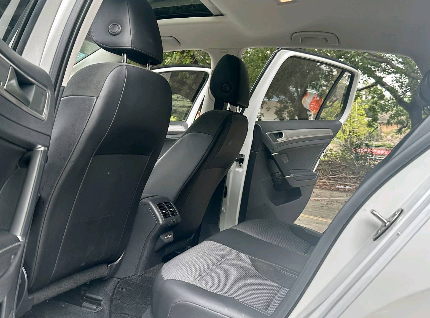 Volkswagen Golf 2019 #8 Volkswagen Golf 2019 car image #8