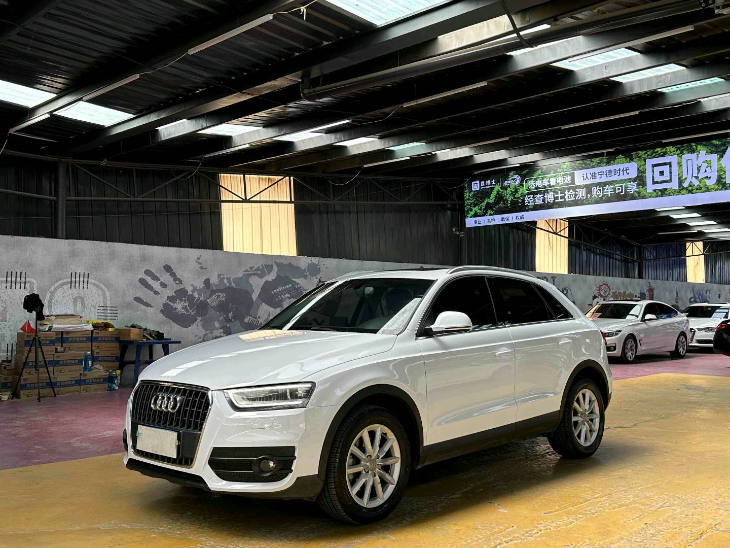 Audi Q3 2014 #2 Audi Q3 2014 car image #2