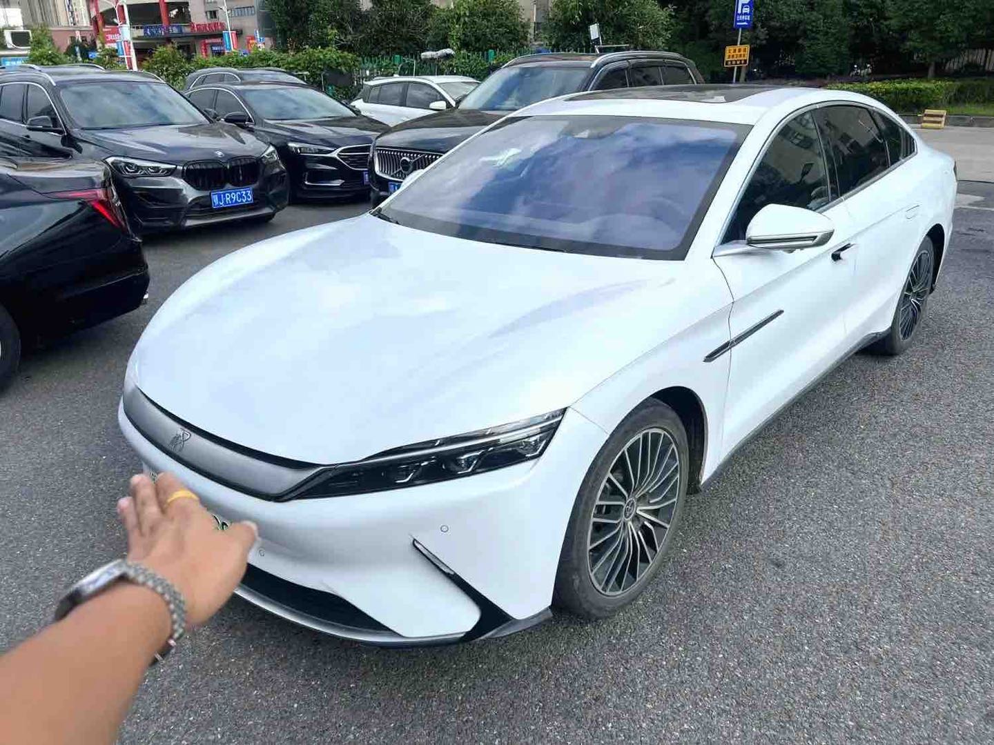 BYD Han 2021 car image 