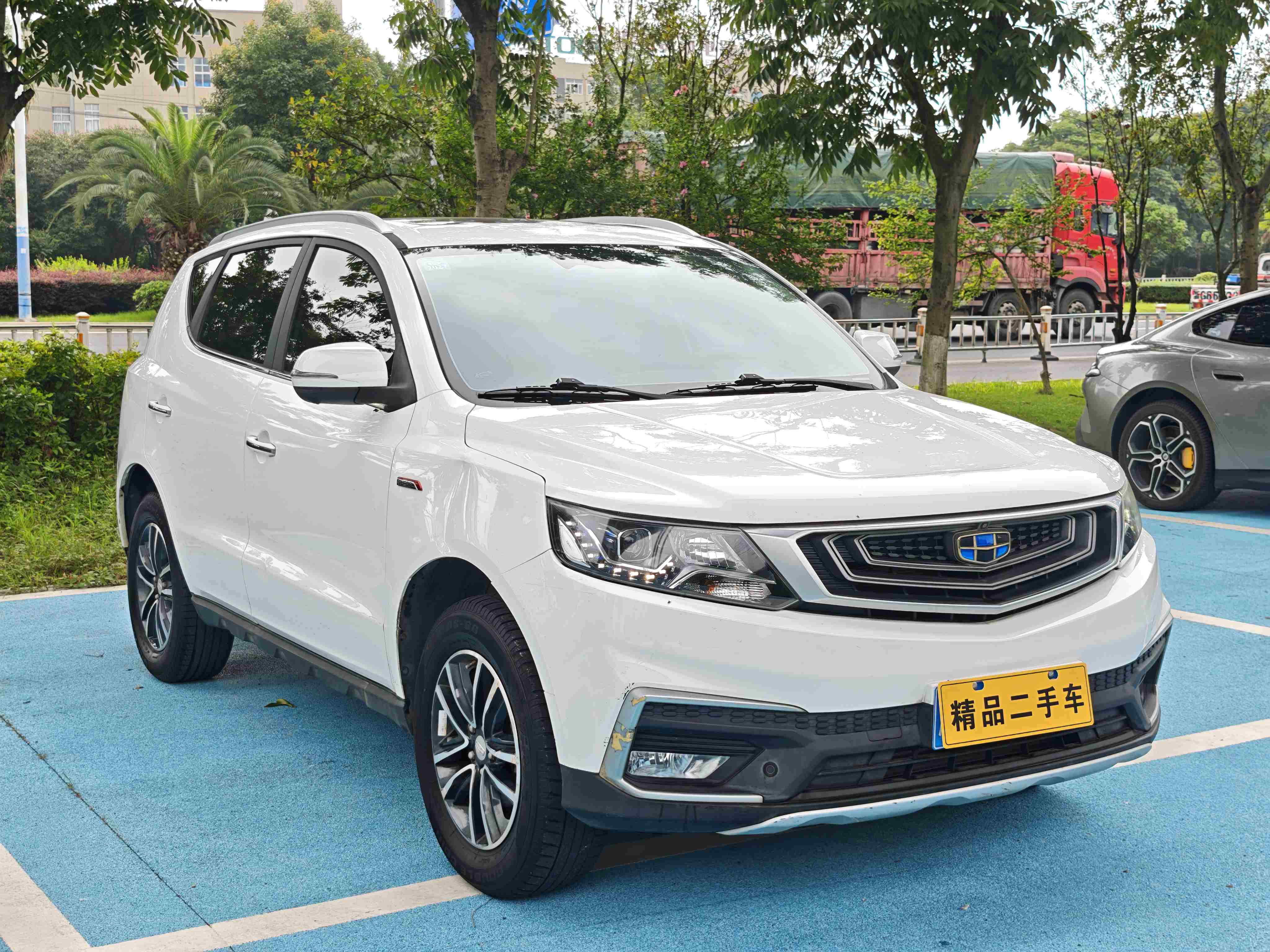 GEELY Vision X6 2019 #5 GEELY Vision X6 2019 car image #5